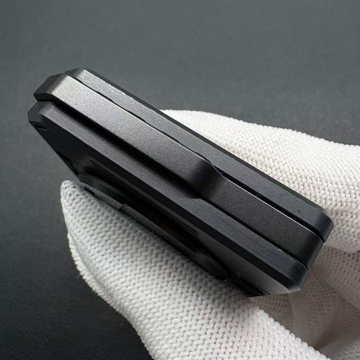 Millennium Y2K Disk Titanium