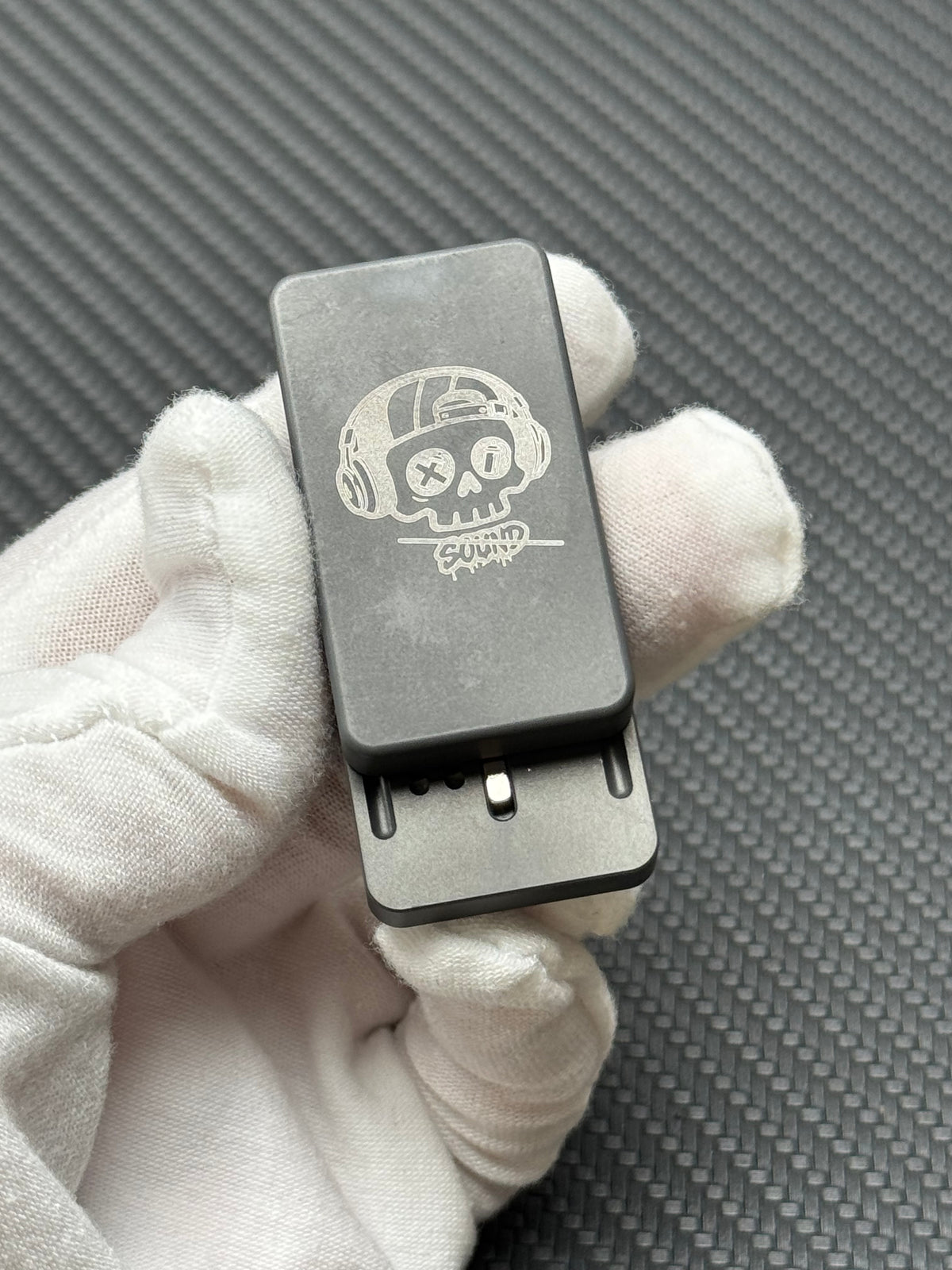 Mute Zirconium Brushed