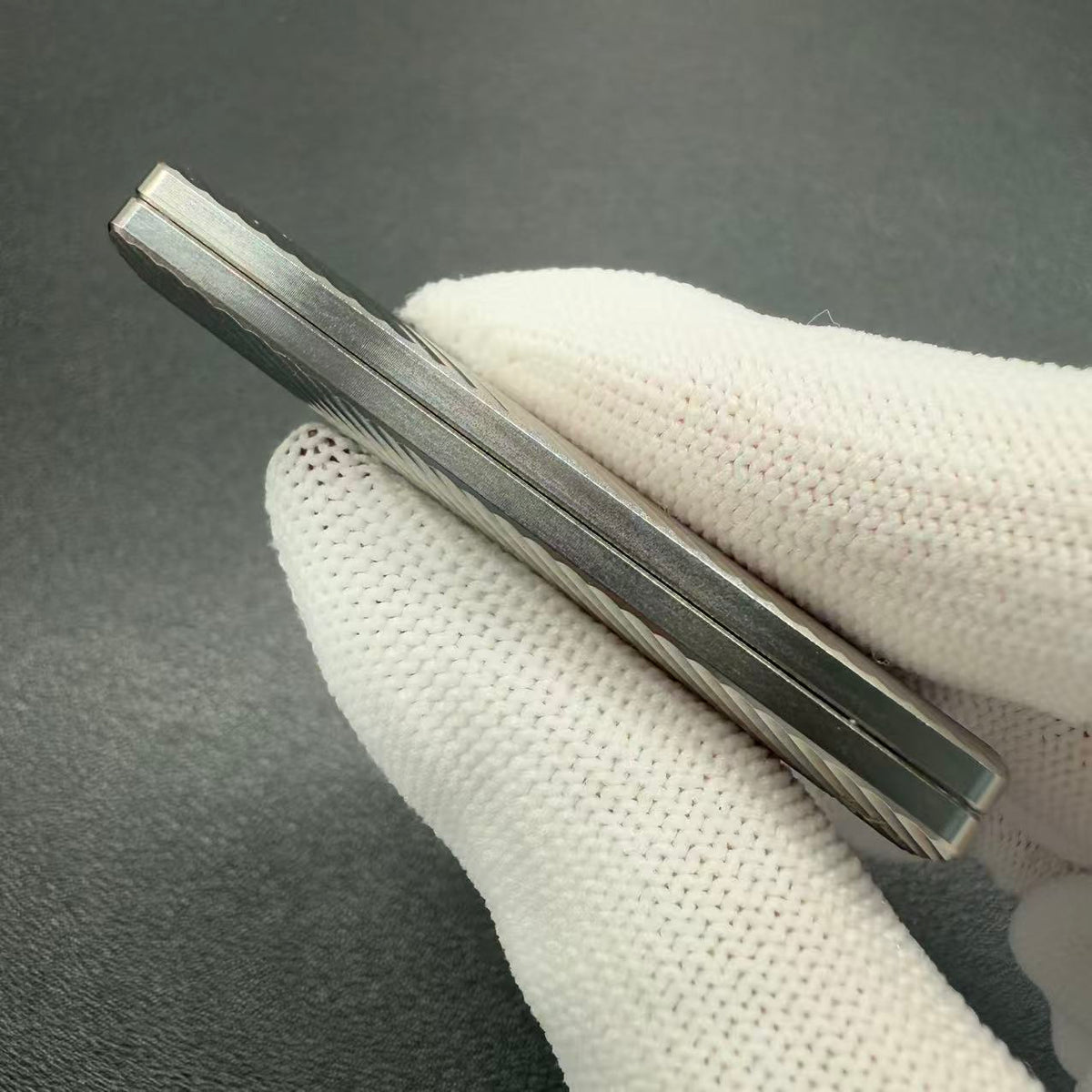 Ji Li Titanium