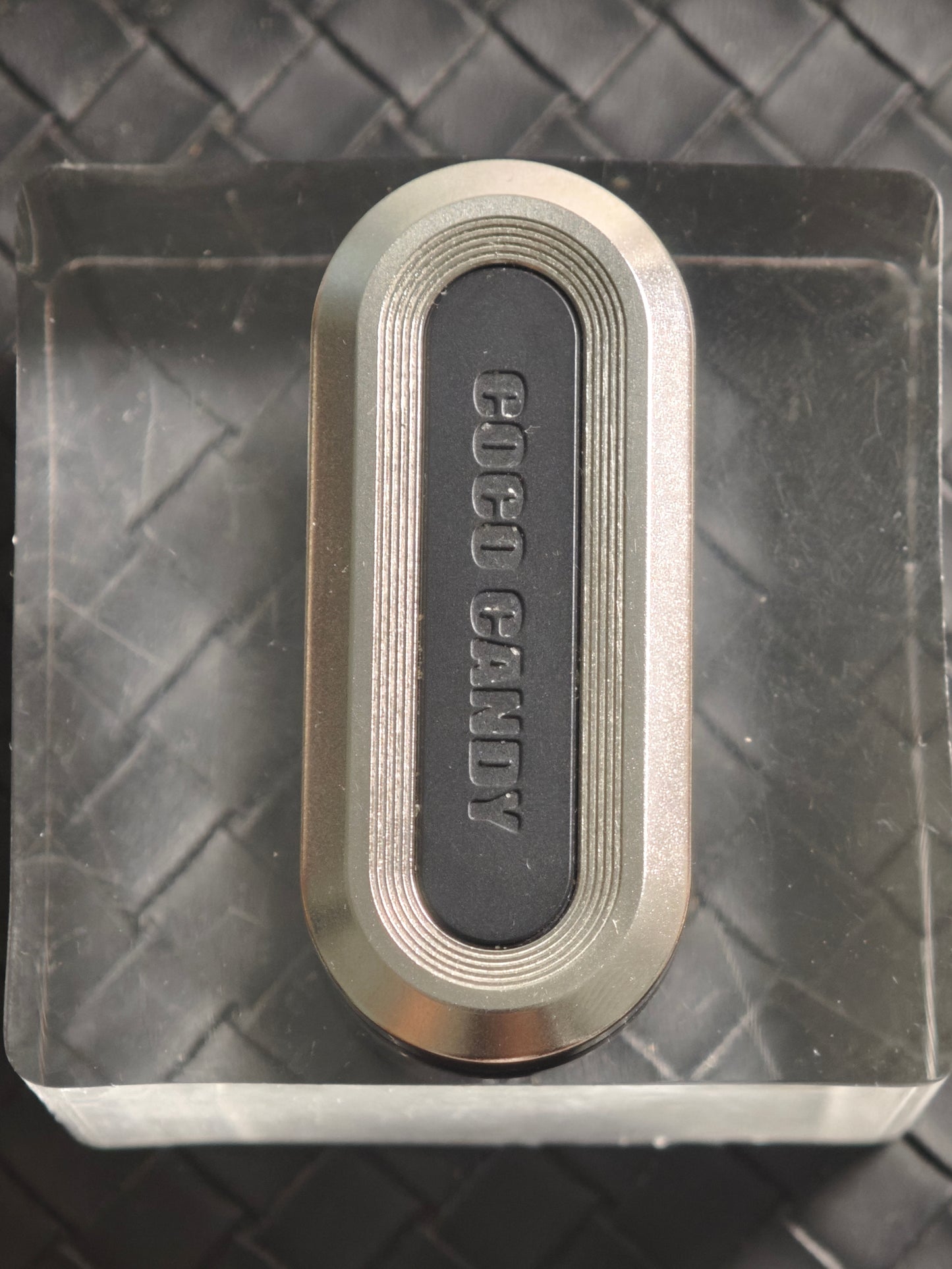 Coco Candy Titanium