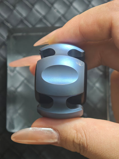 Noiz Titanium