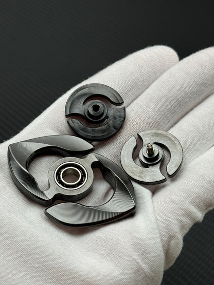 Baby Dolphin Zirconium