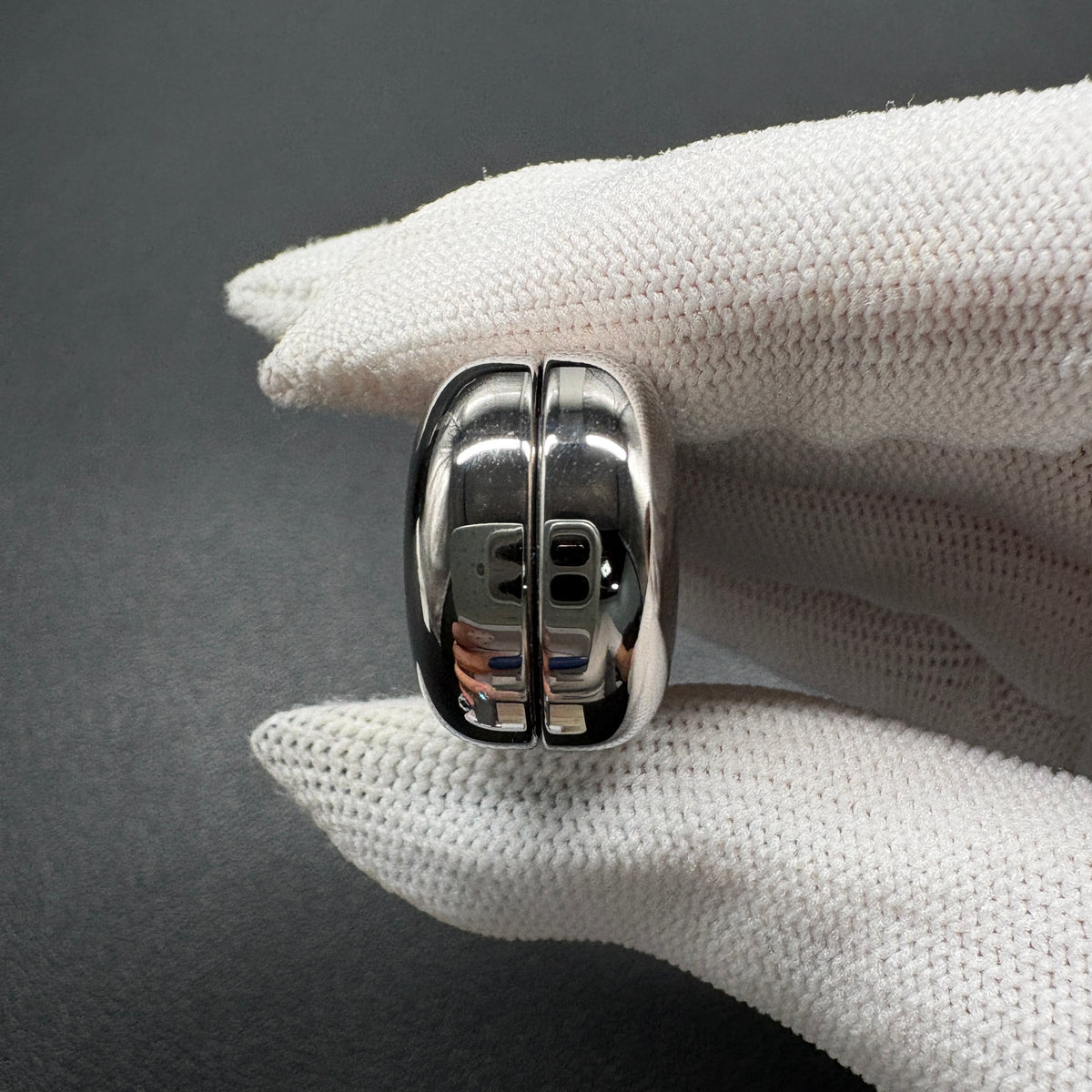 Floating Cloud Titanium Polished