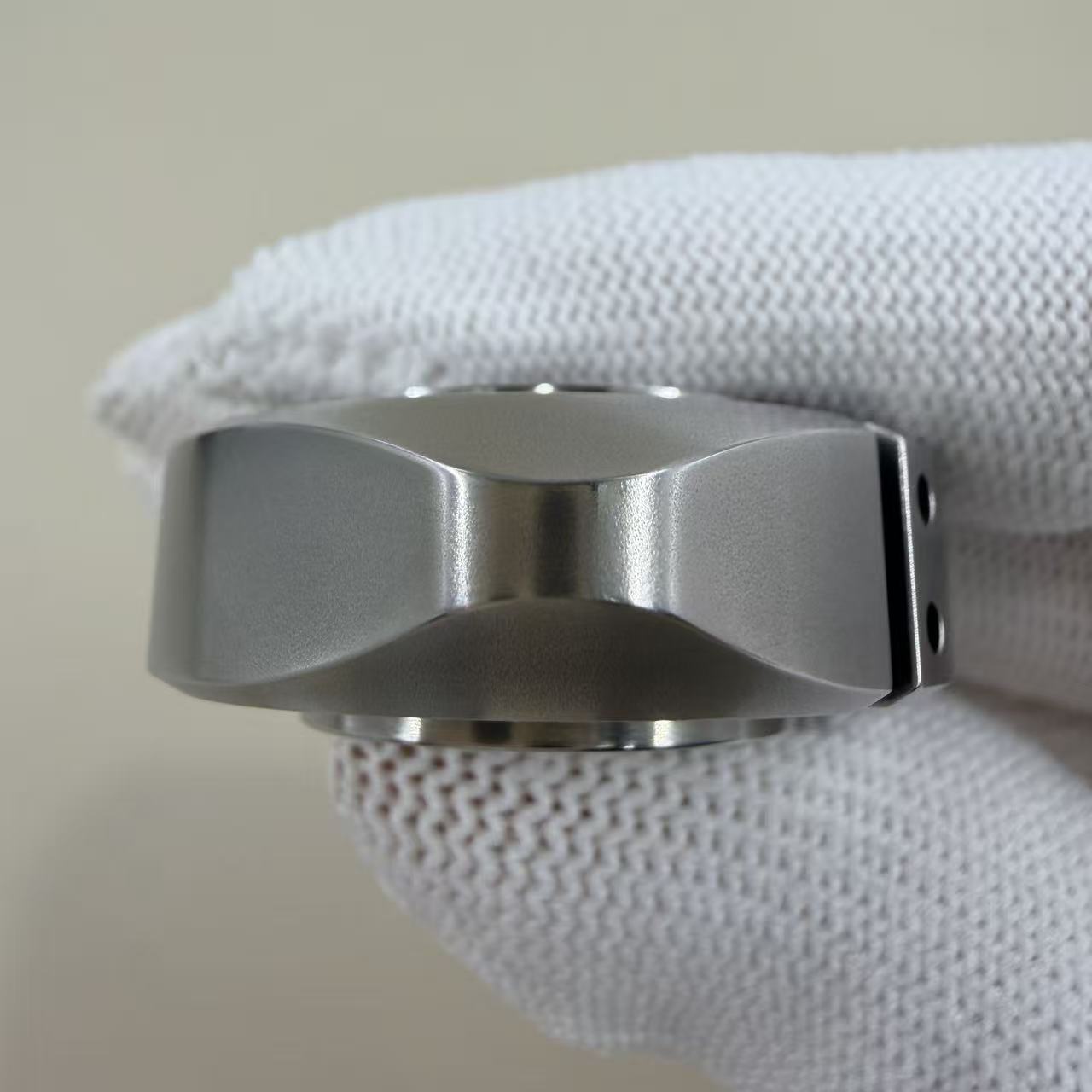 BIT 04 Stainless Steel