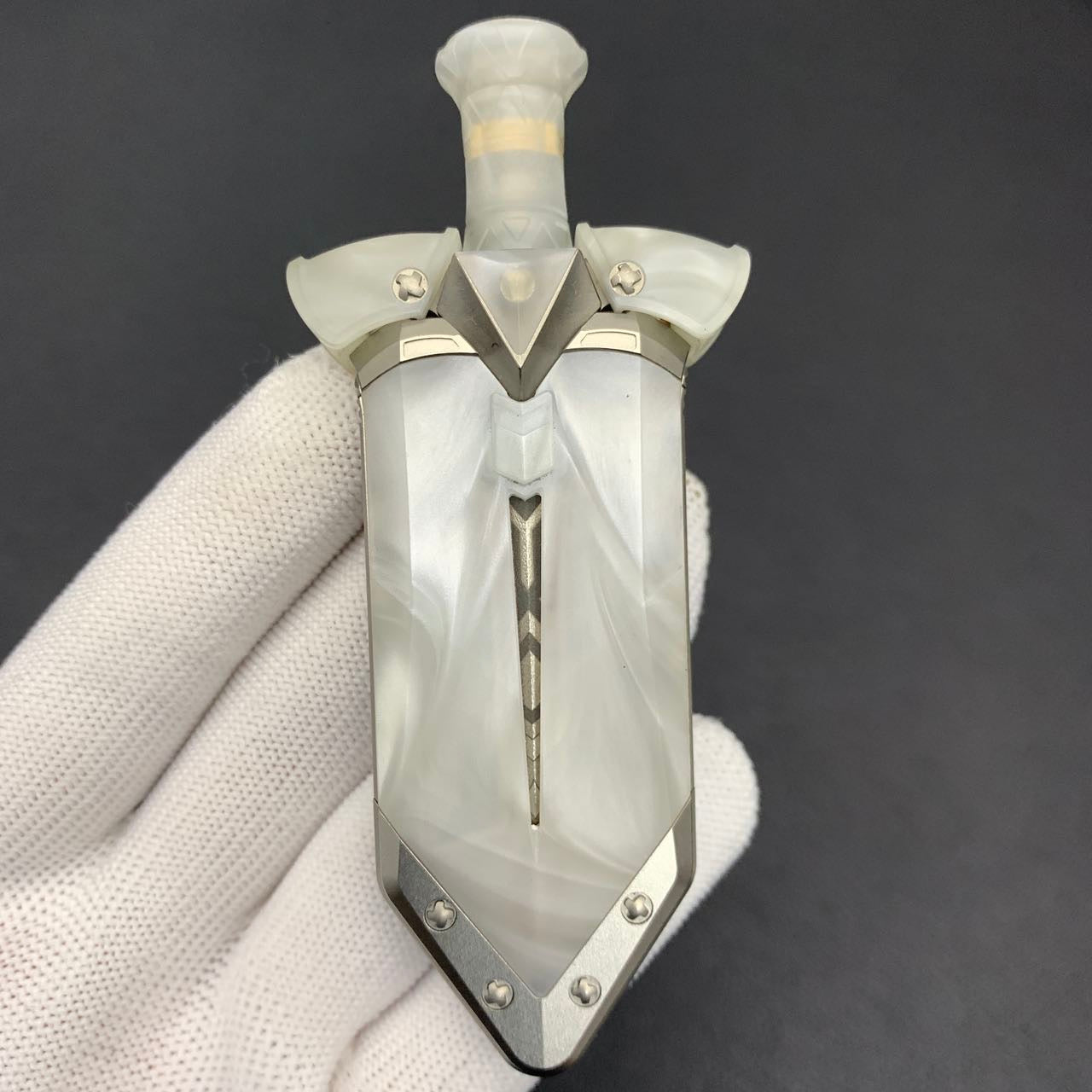 Ghost Lantern Lake Sword MOP G10