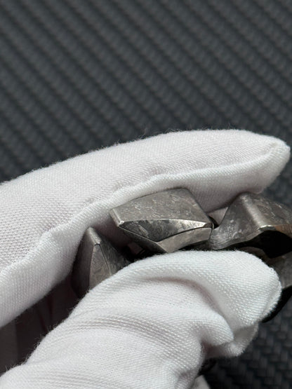 Scorpio Bearing Cap Crystallized Titanium