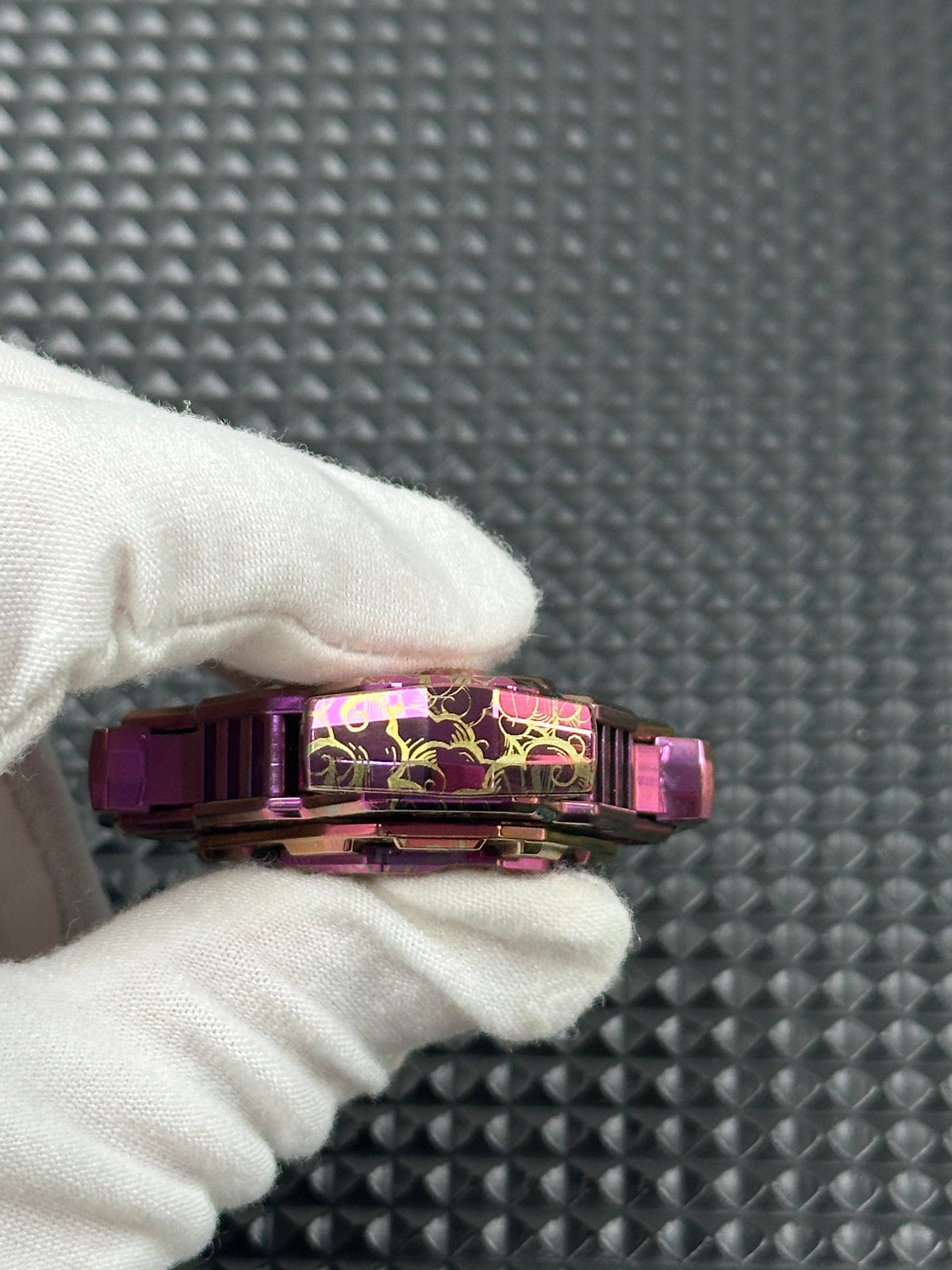 Triple Leaf Ignition Shell Opening Zirconium Color-Anodized Polished