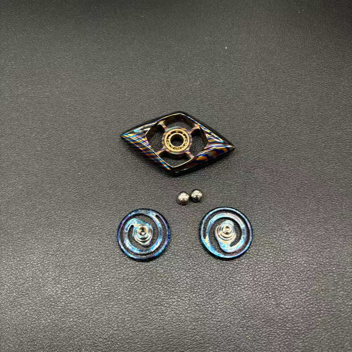 Myriad Cosmos Zircuti