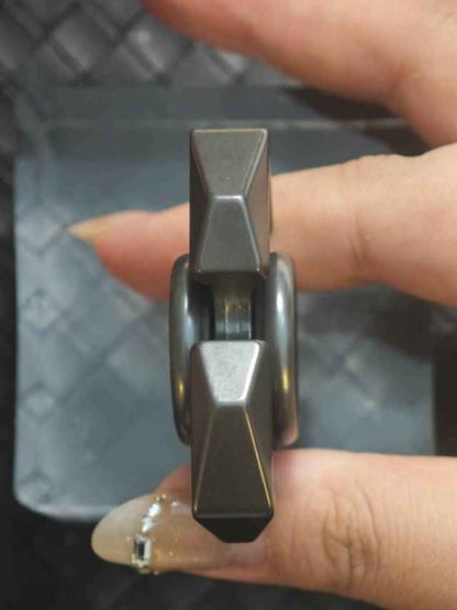 Tri-Leaf Crossbone Zirconium