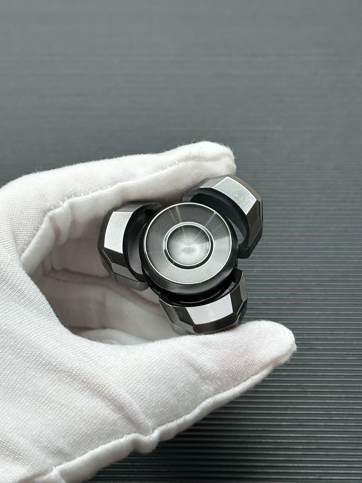 Whisper Duo Zirconium Polished