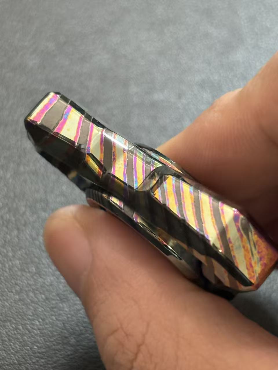 216EDC E.X.P Spinner og Zircuti