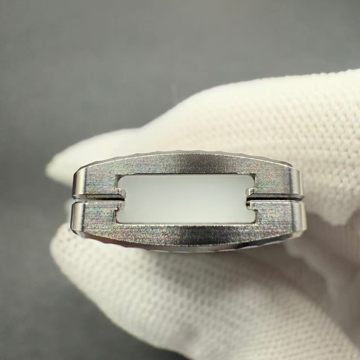 Ji Li Titanium