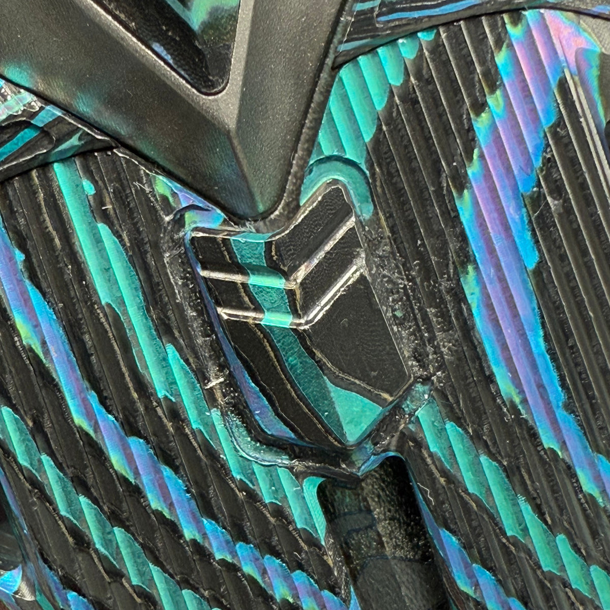 Ghost Lantern Lake Sword Zircuti