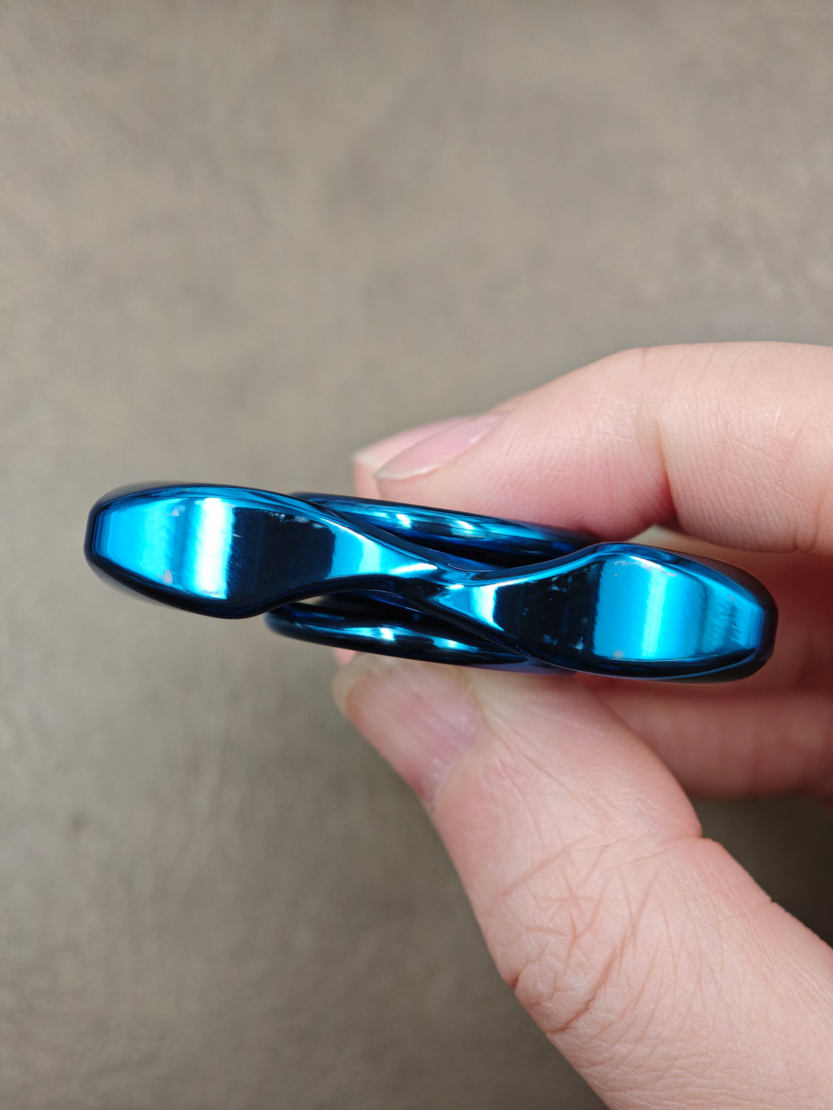 Xian Sin Zirconium
