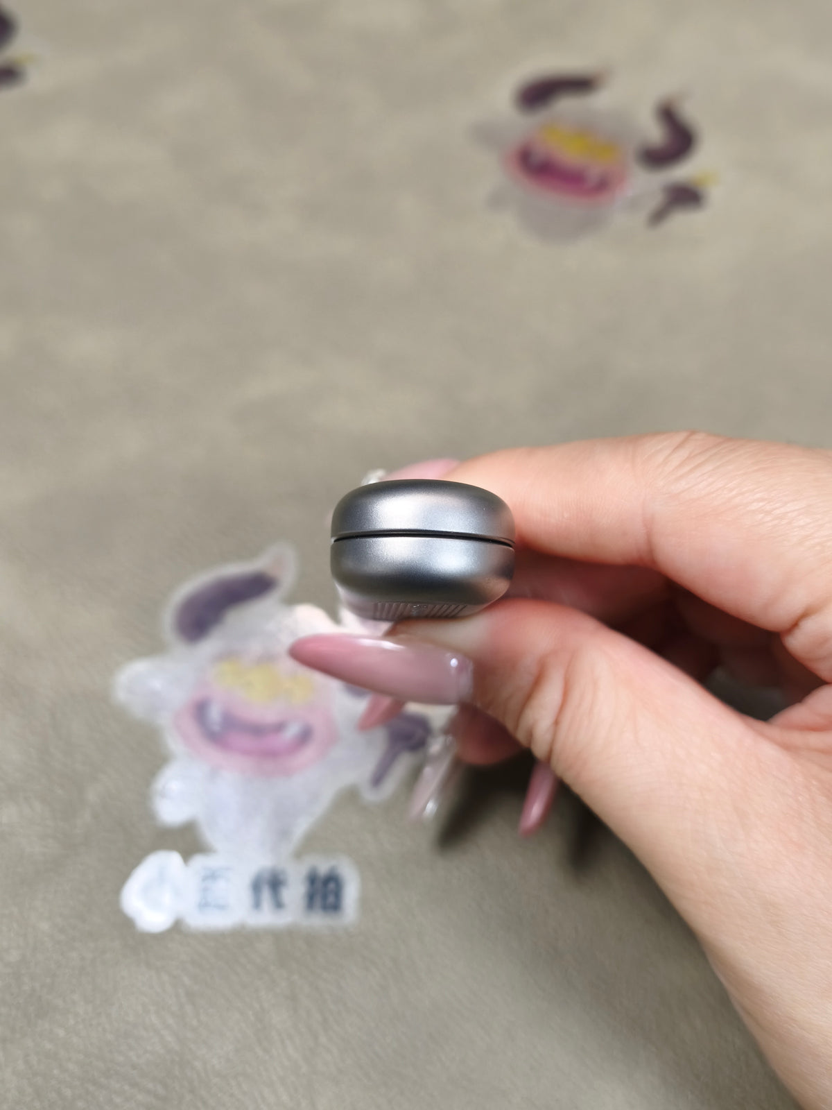 Floating Cloud Titanium Blasted