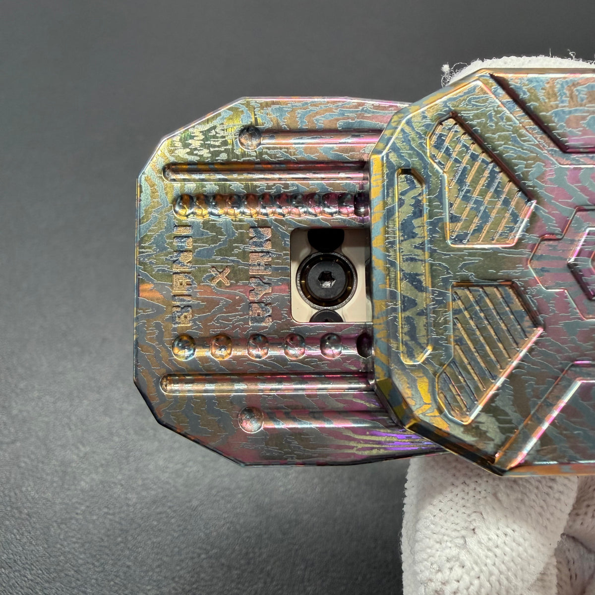 Voyager Zirconium Engraved