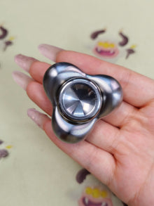 Three-Leaf Cell Stainless Steel