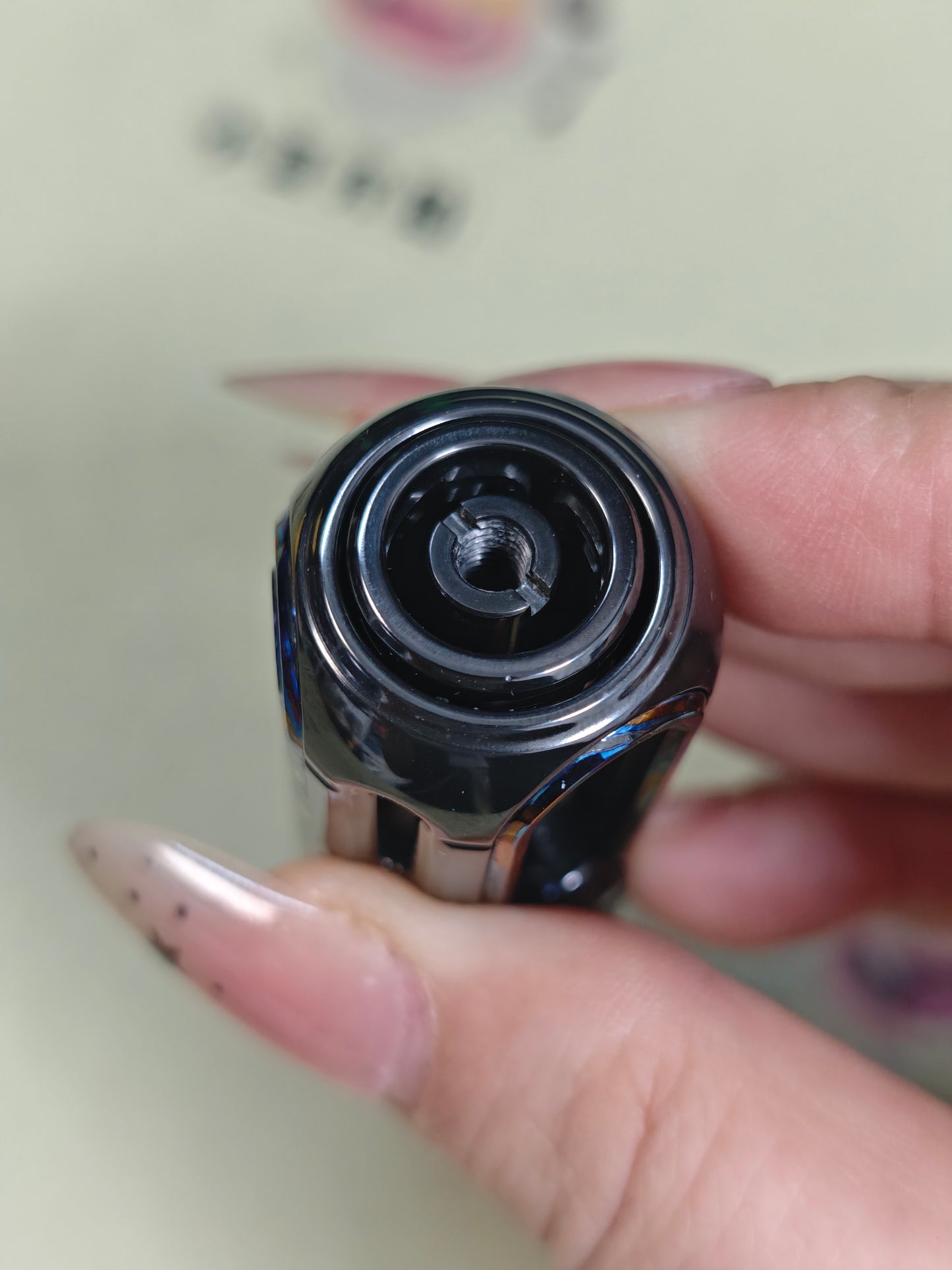SHAKE Zircuti Zirconium Brass