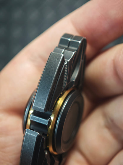 Dark Shell Opening Stainless Steel