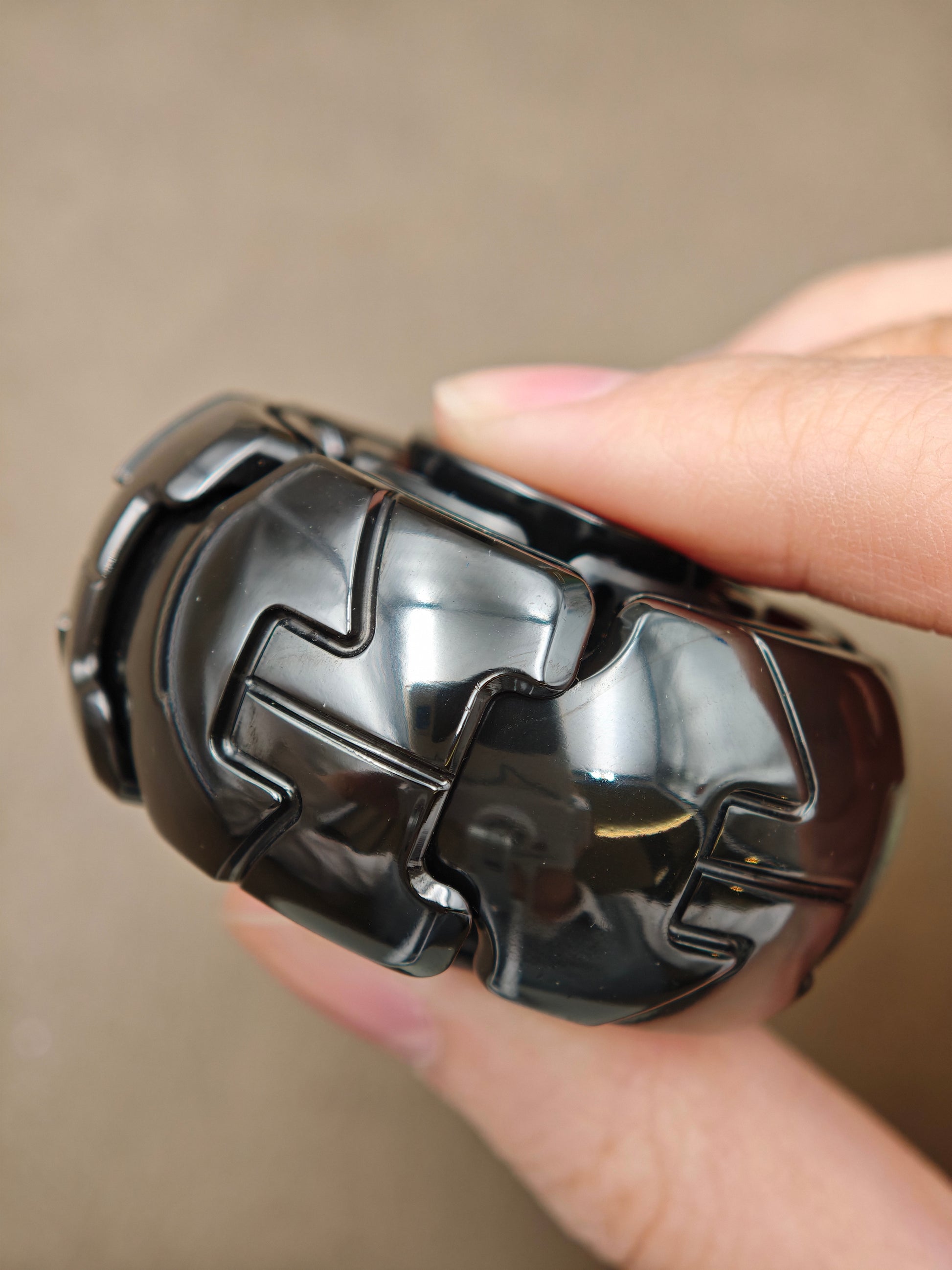Pillbug Shell Opening Zirconium Polished