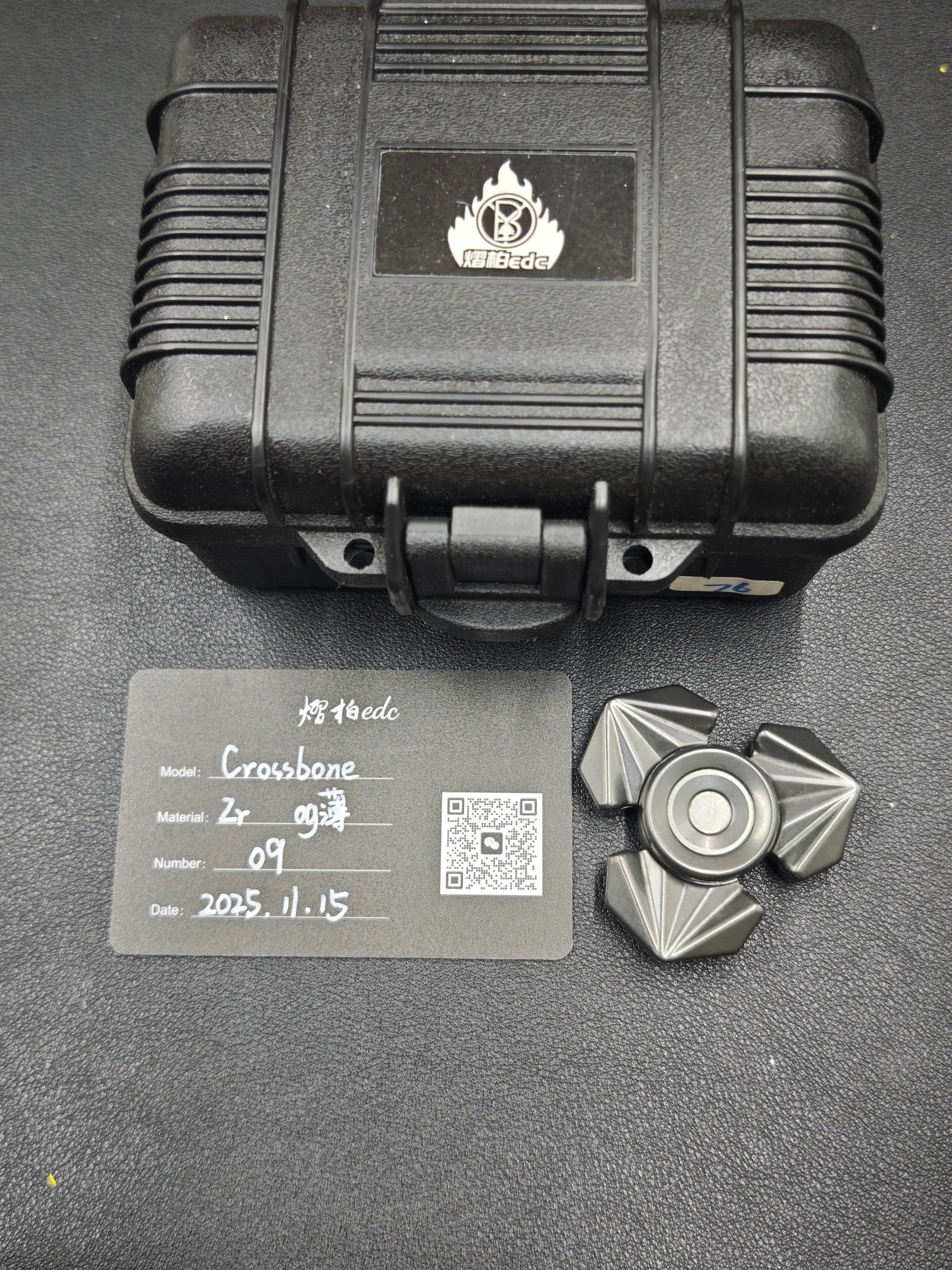Tri Leaf Crossbone Zirconium