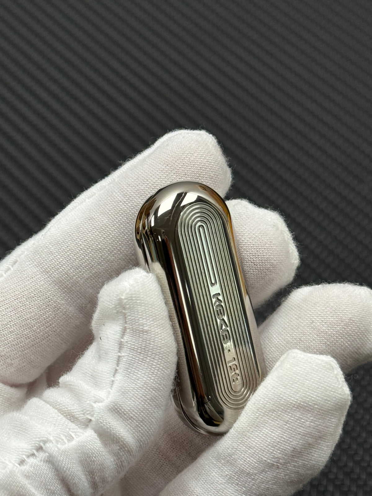 Floating Cloud Titanium Polished