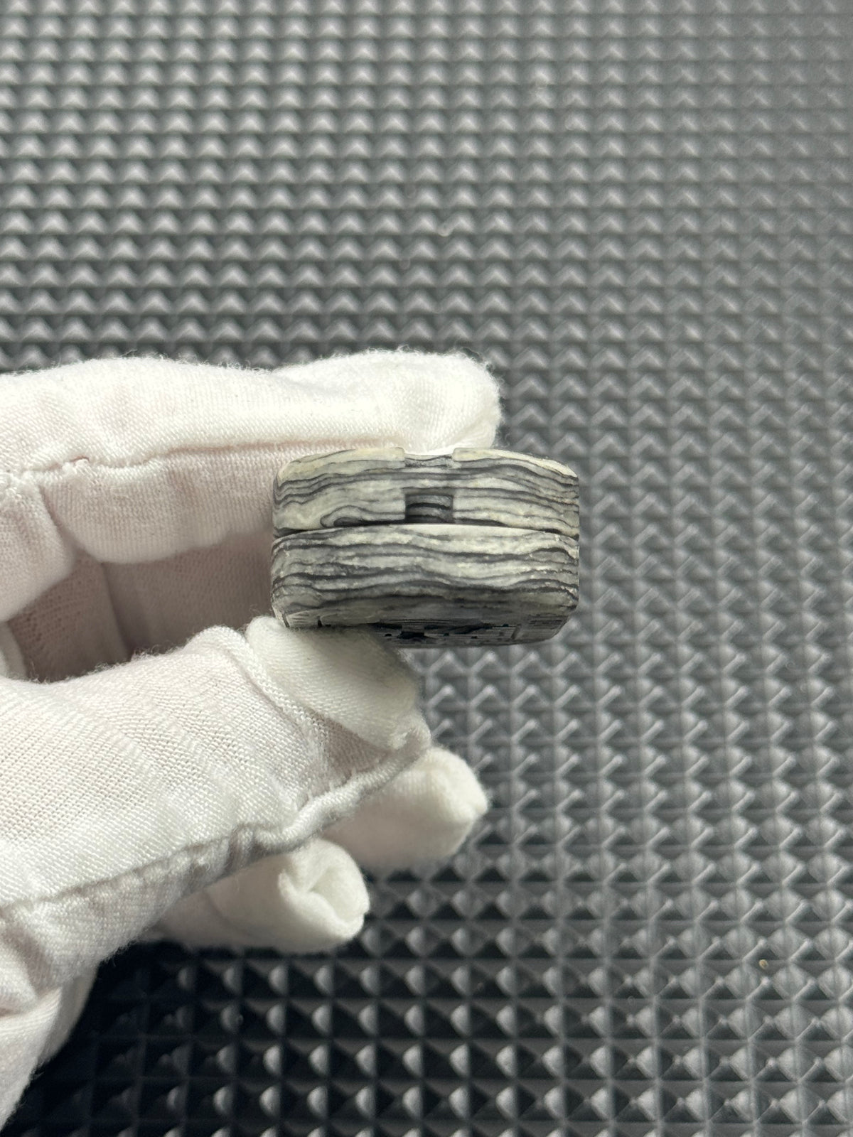 F2 Carbon Damascus