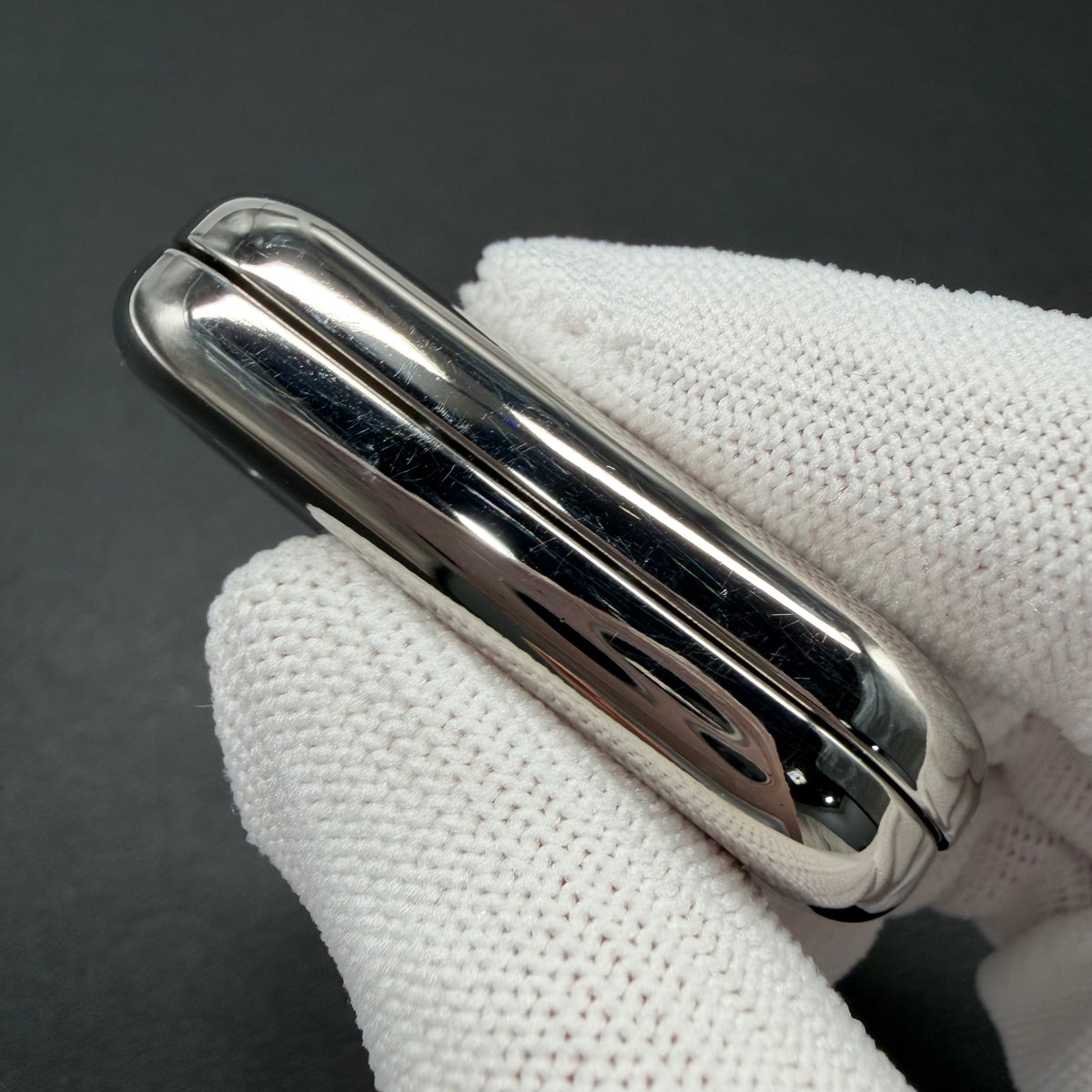 Floating Cloud Titanium