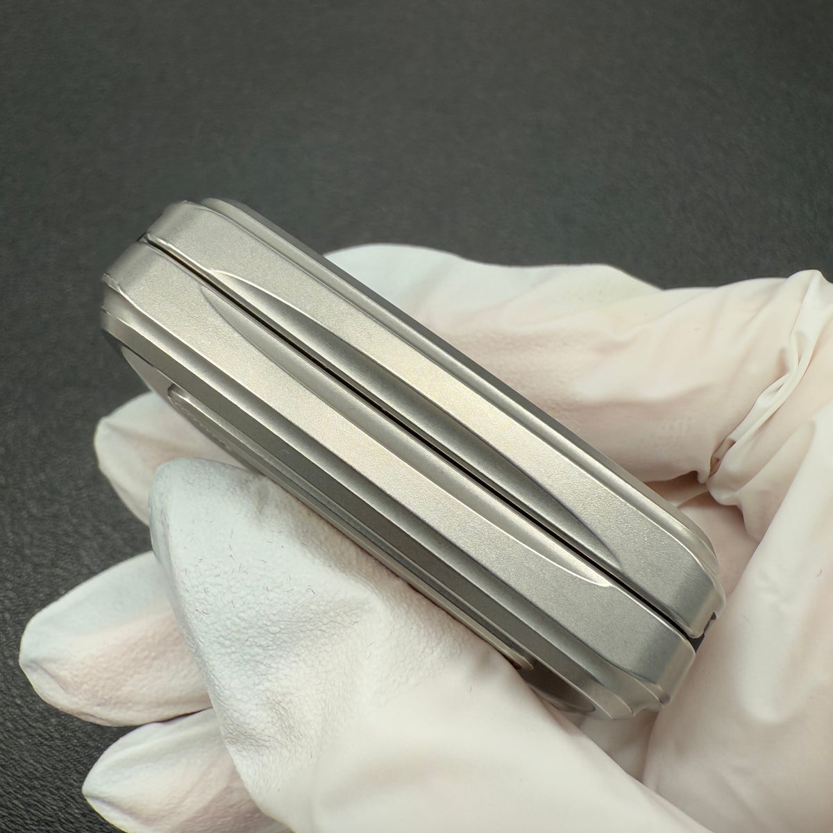 Wormhole Stainless Steel