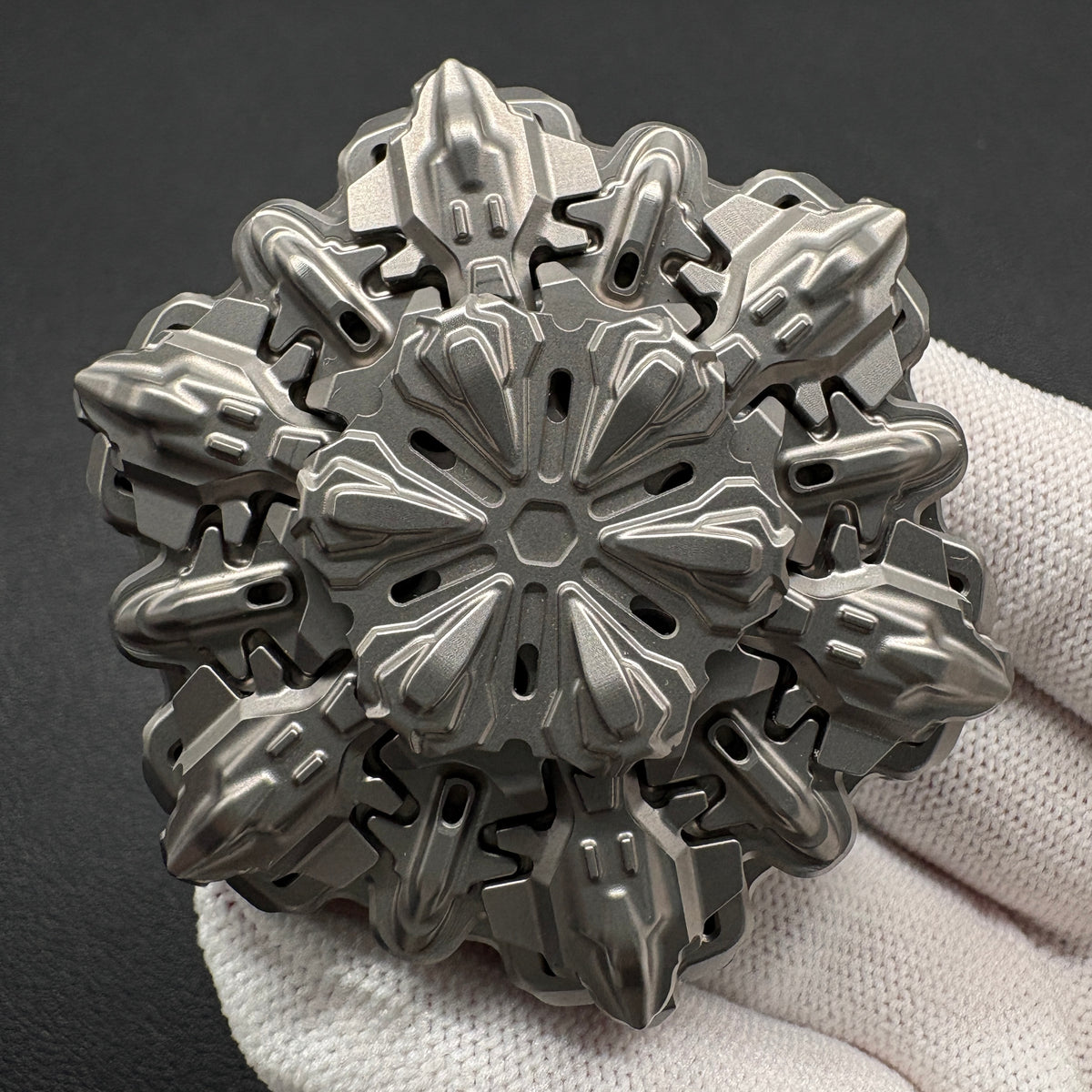 SEQUENCE EDC Dijiang Shell Opening Titanium