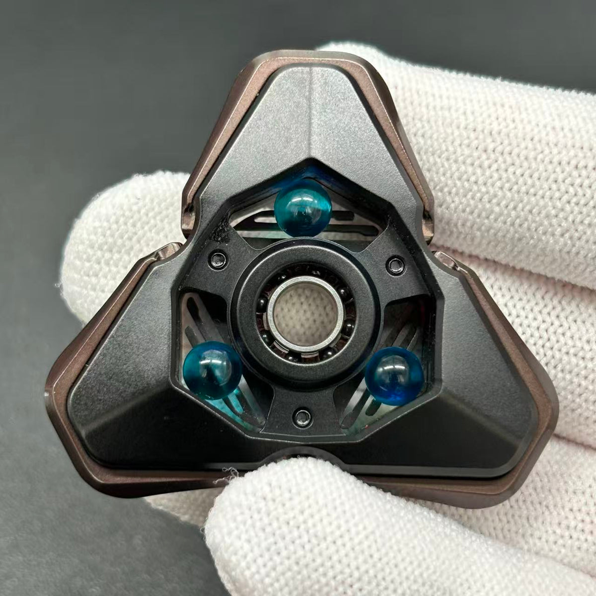 Qs Titanium