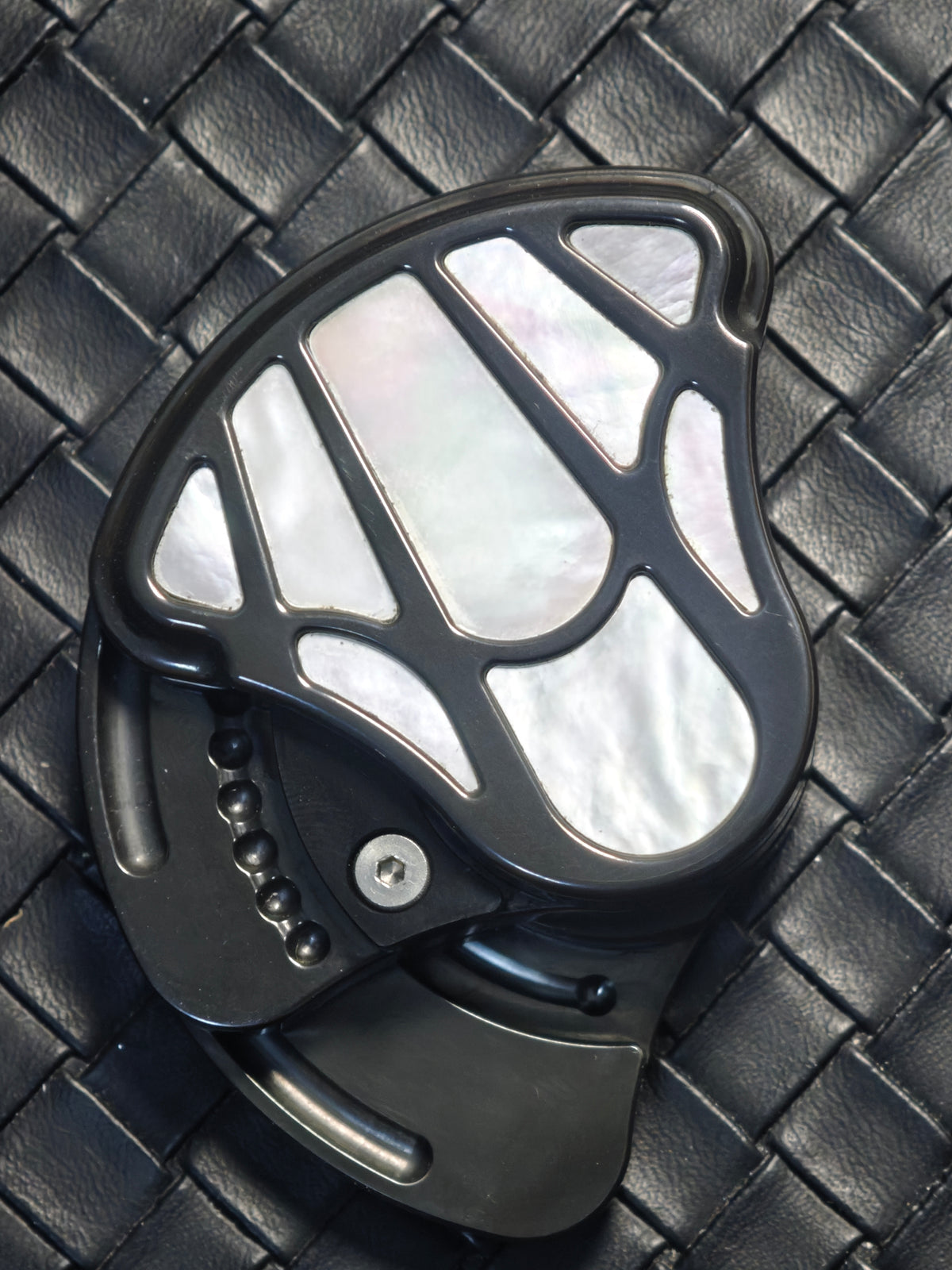 Balled Shell Zirconium