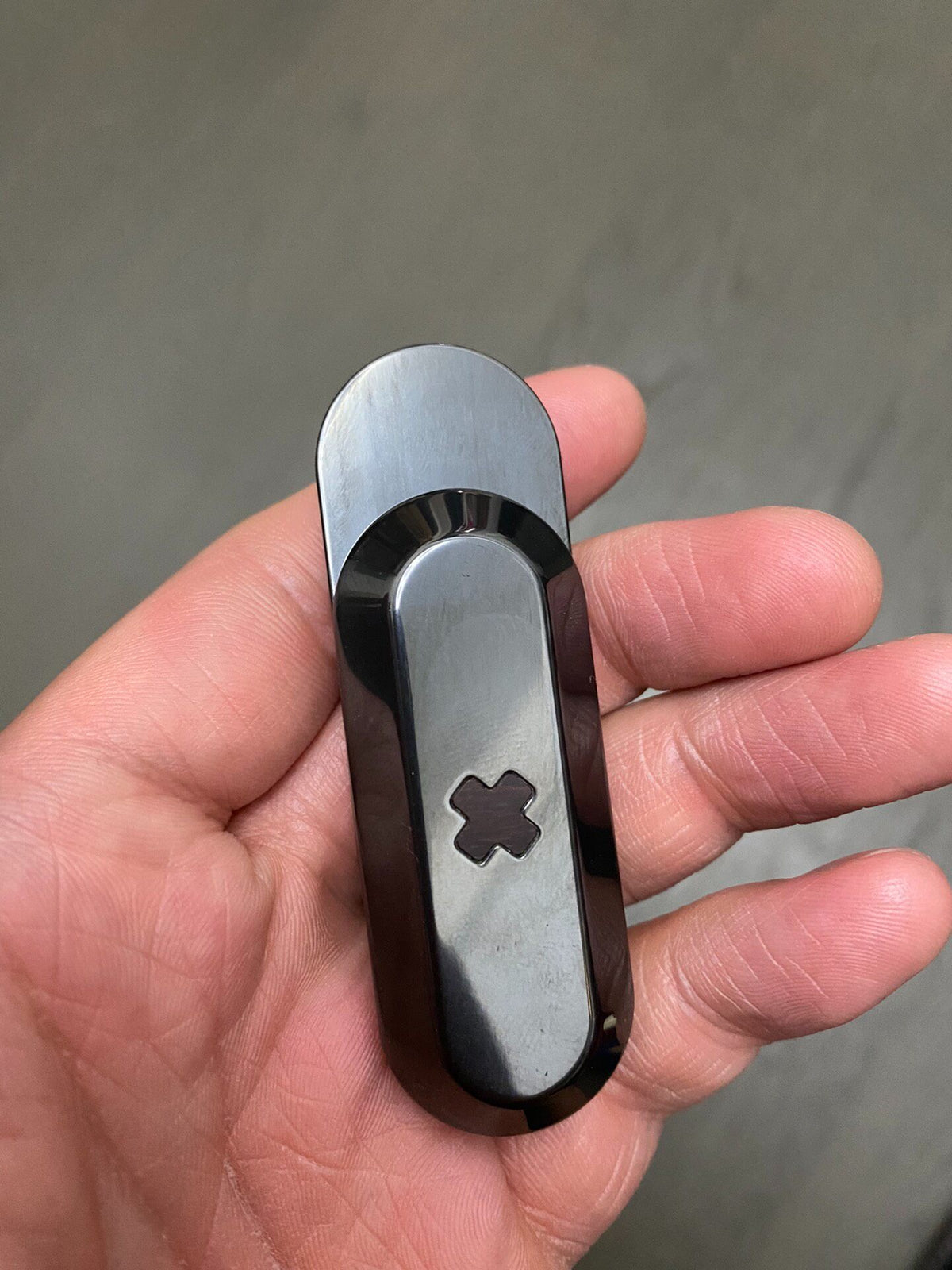 Axis Zirconium