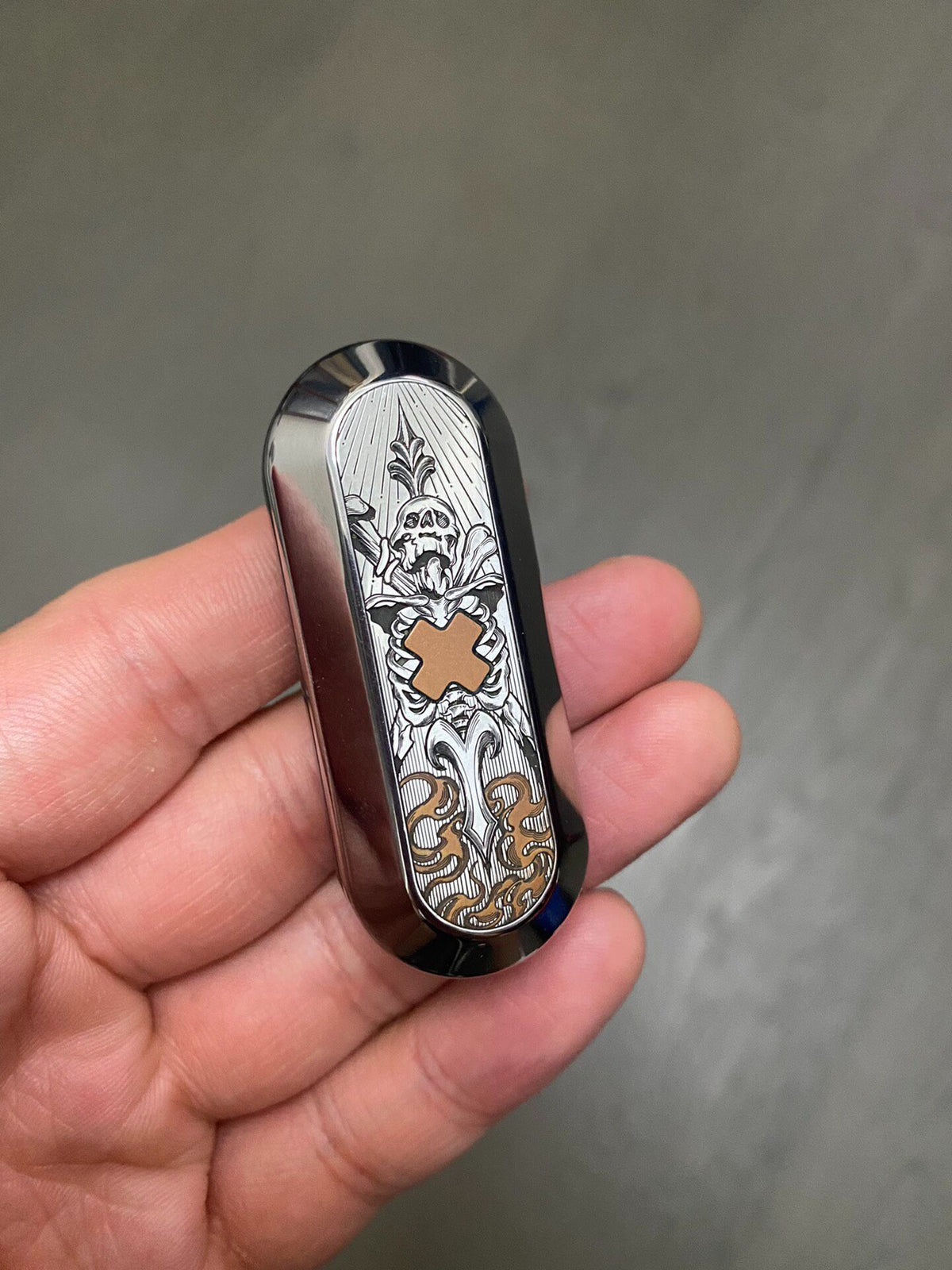 Axis Zirconium Stainless Steel