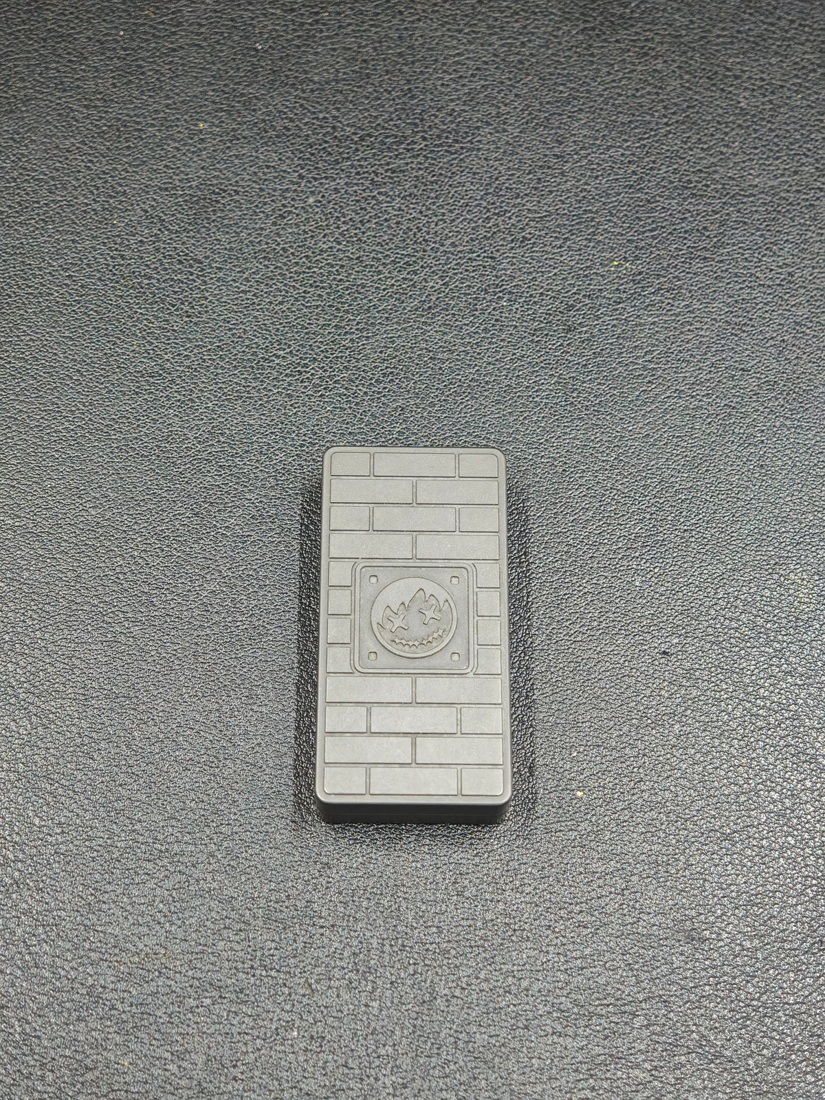 Brick Zirconium