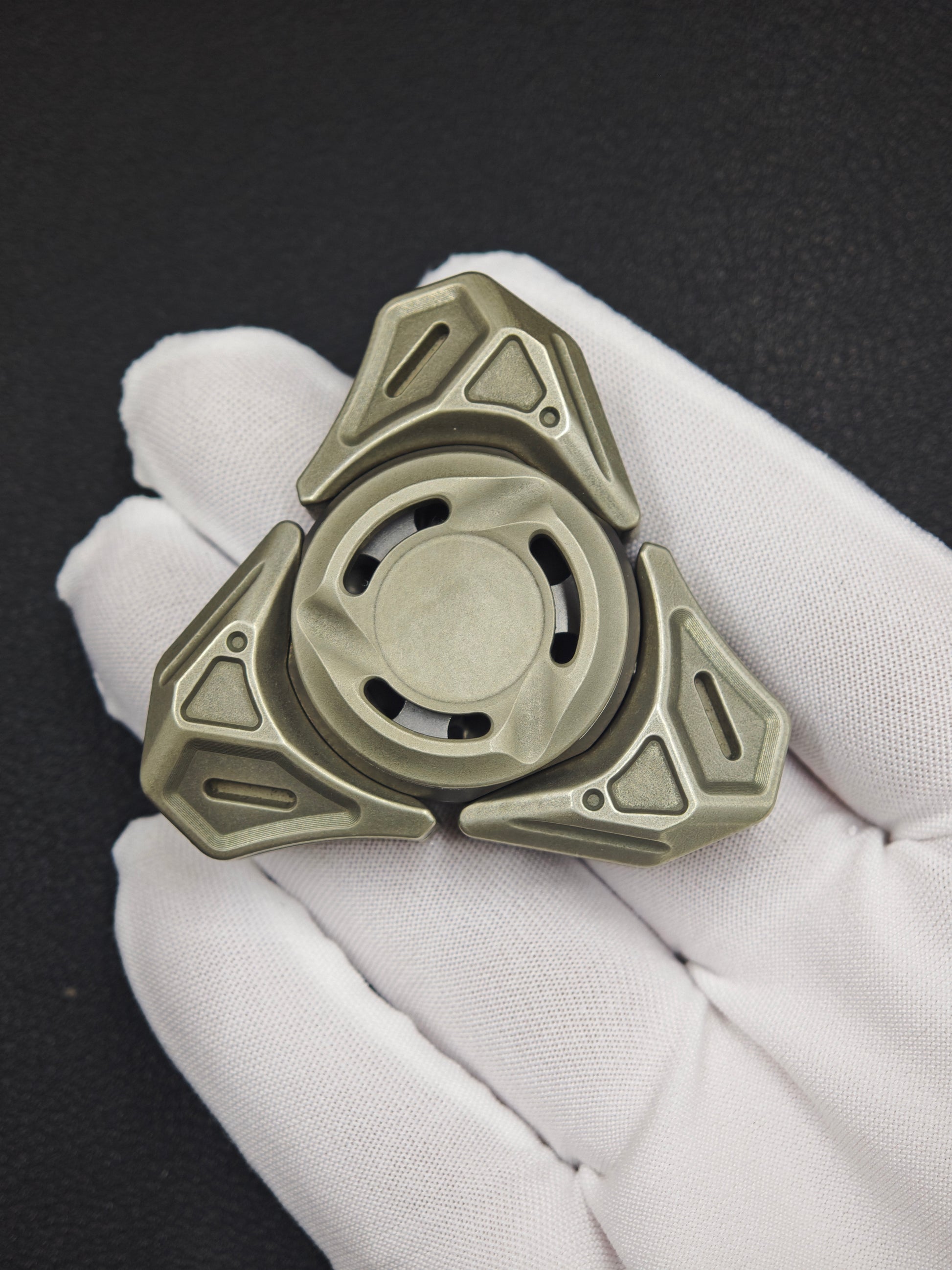 Lark EDC Cerberus Cupronickel