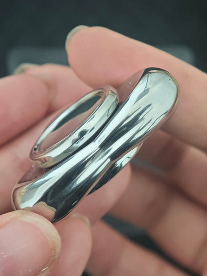 Crossing Stainless Steel Polished