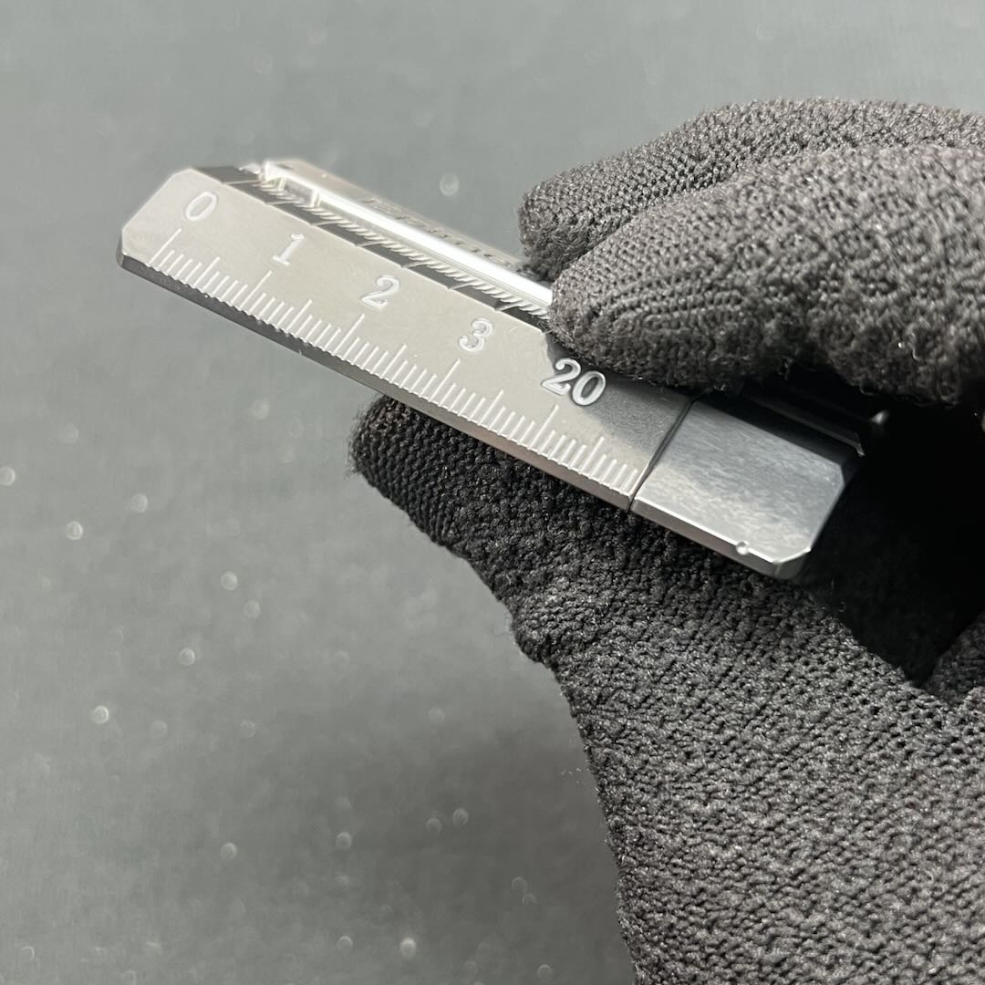Quirky Ruler Zirconium