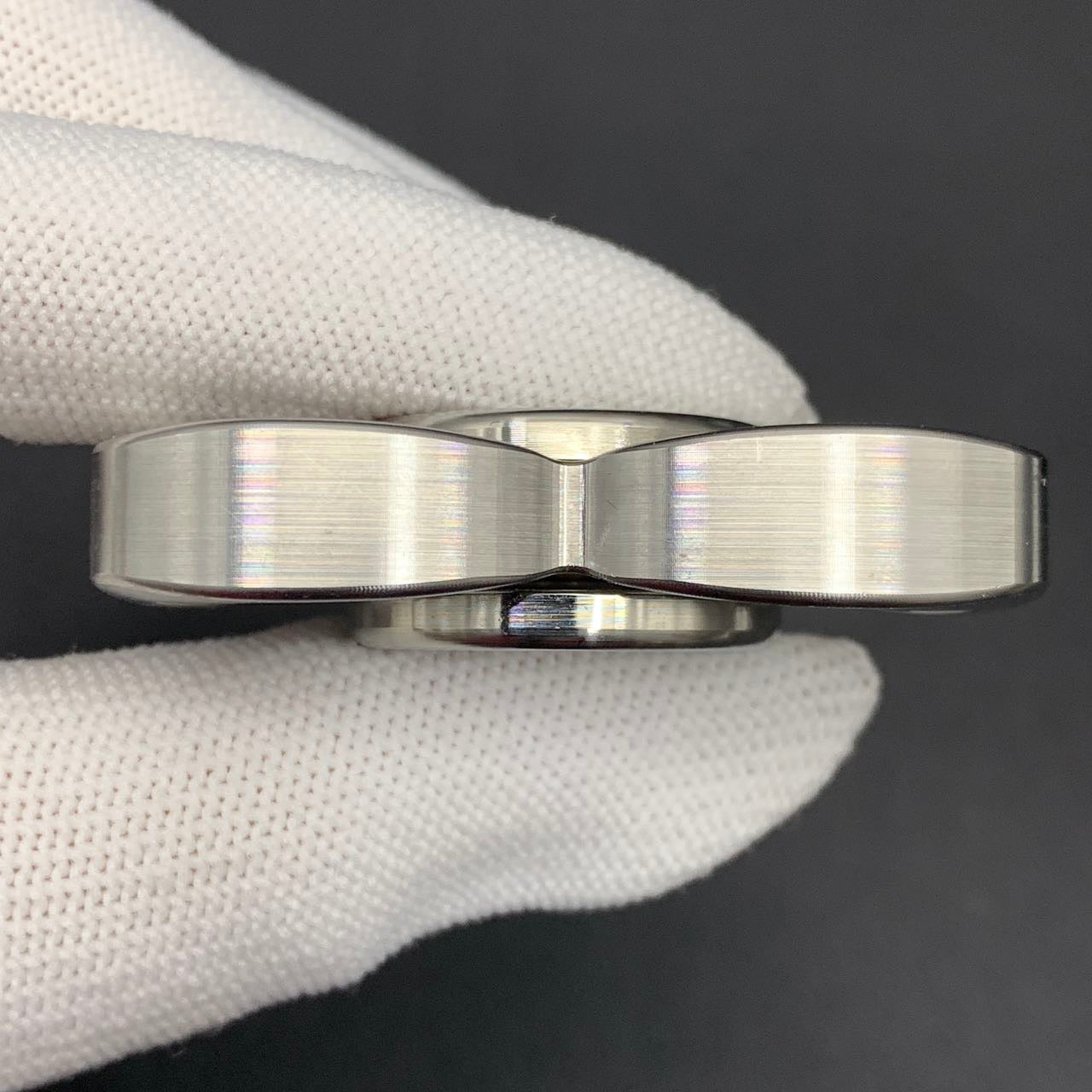 Twin Shadow Stainless Steel