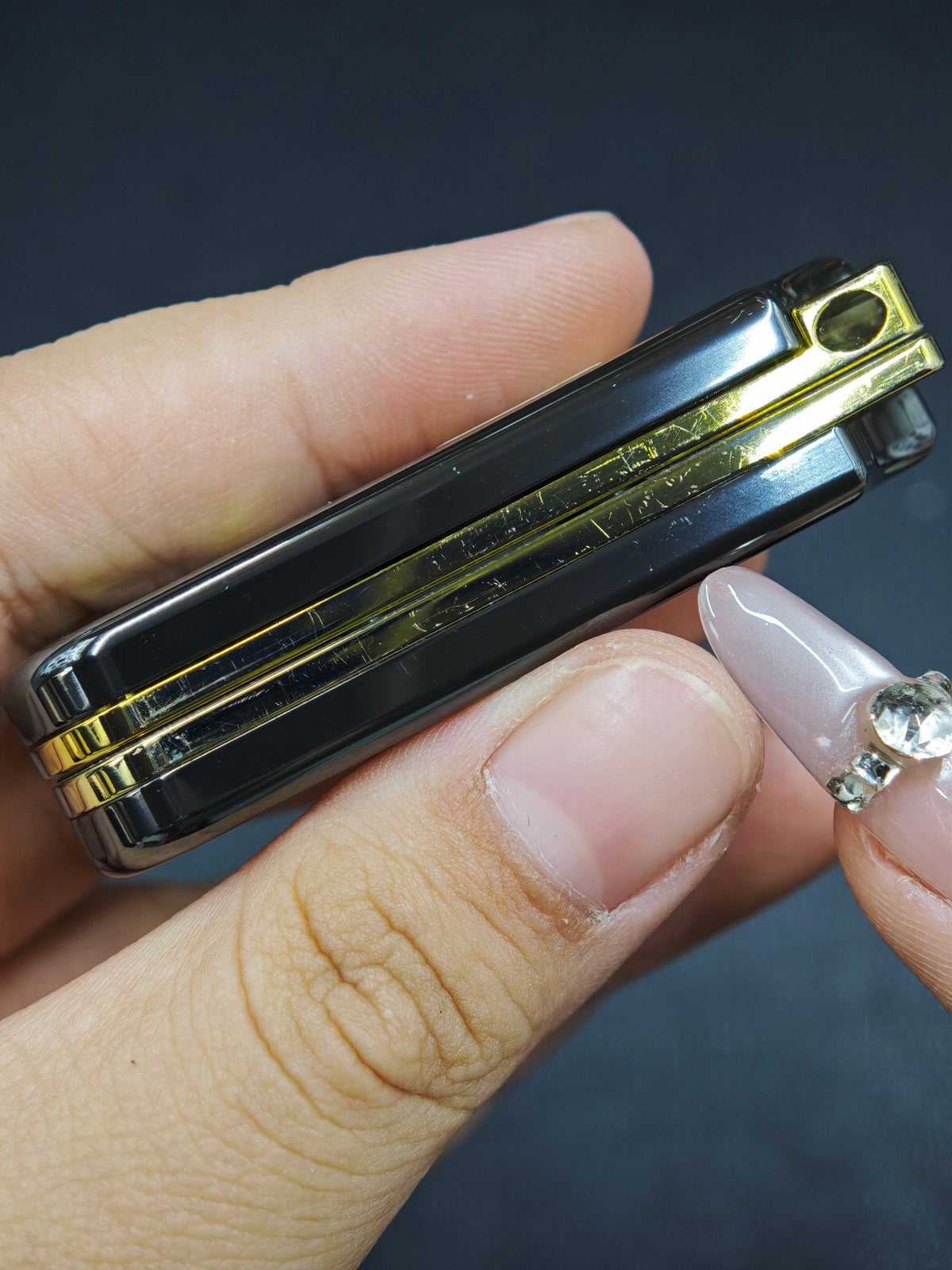 Q Mechanical Zirconium Engraved