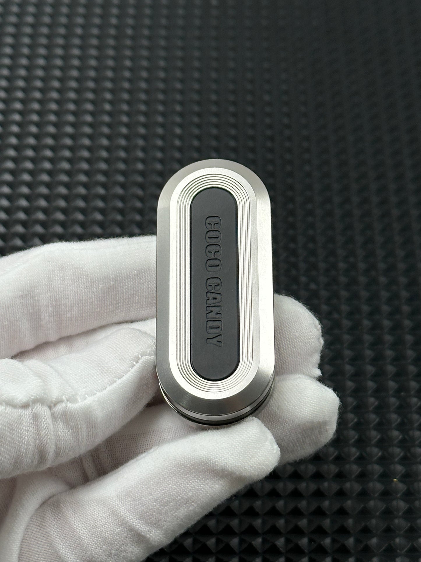Coco Candy Titanium