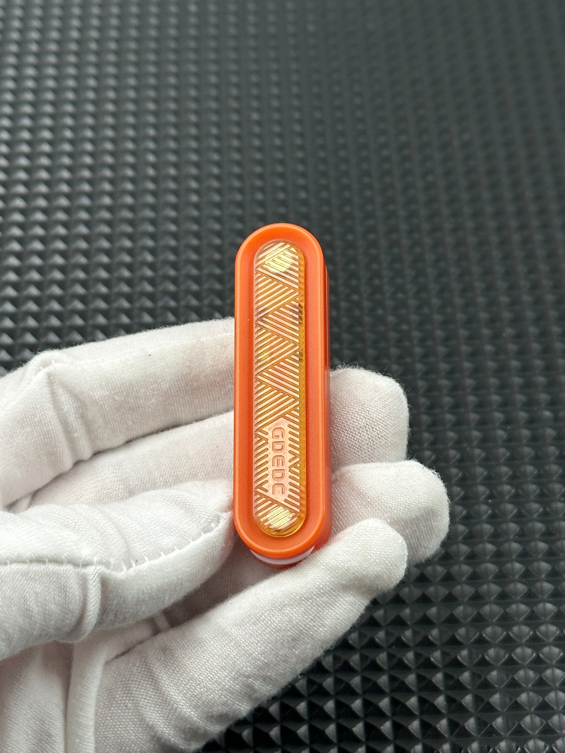 Spice Pin Resin
