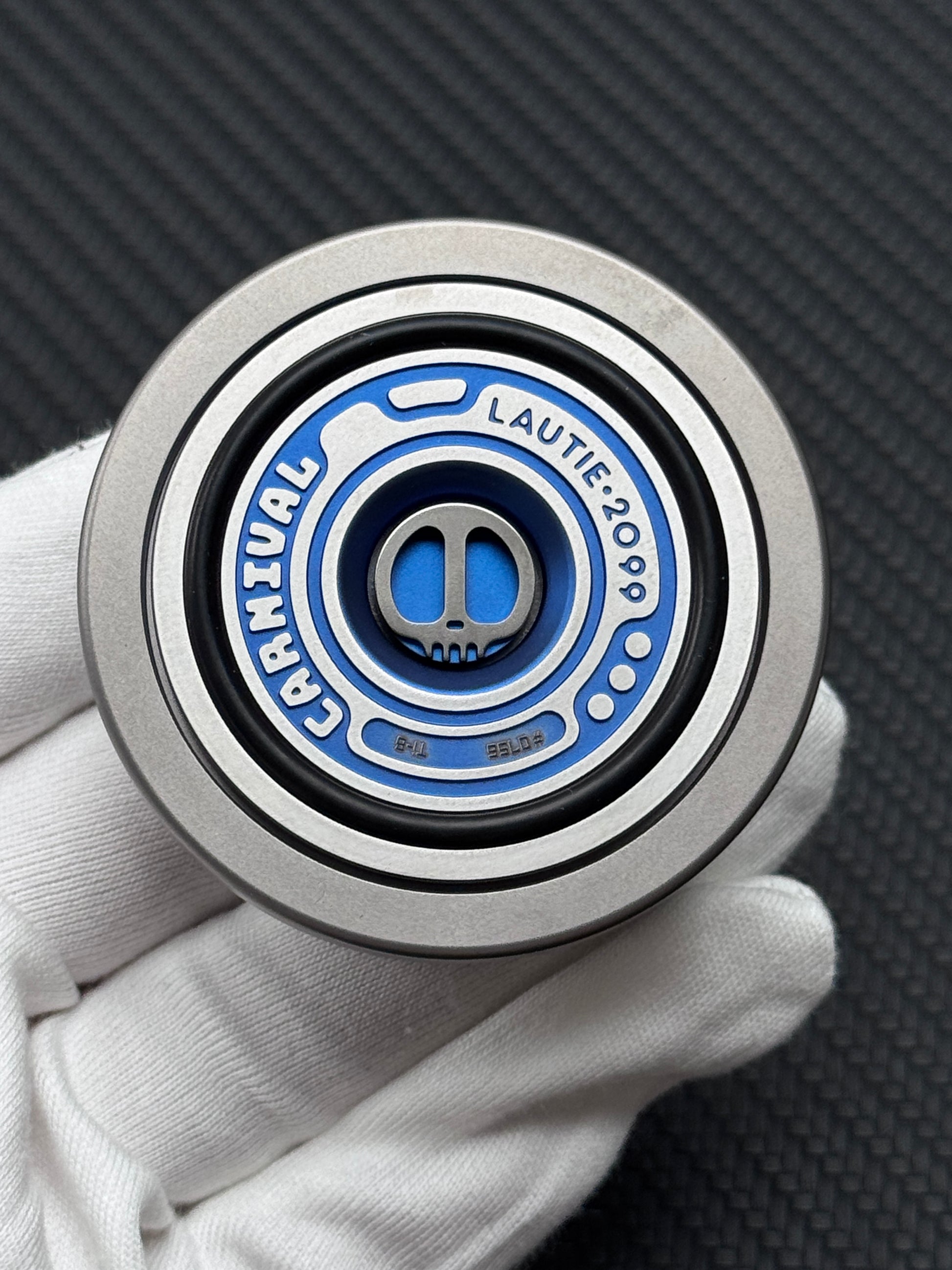 Carnival Roulette Titanium