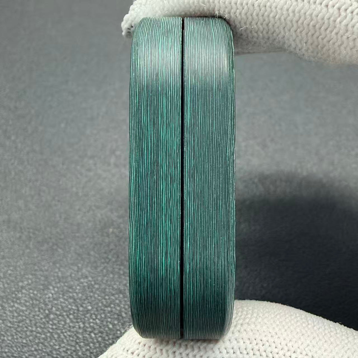 F2 Carbon Damascus