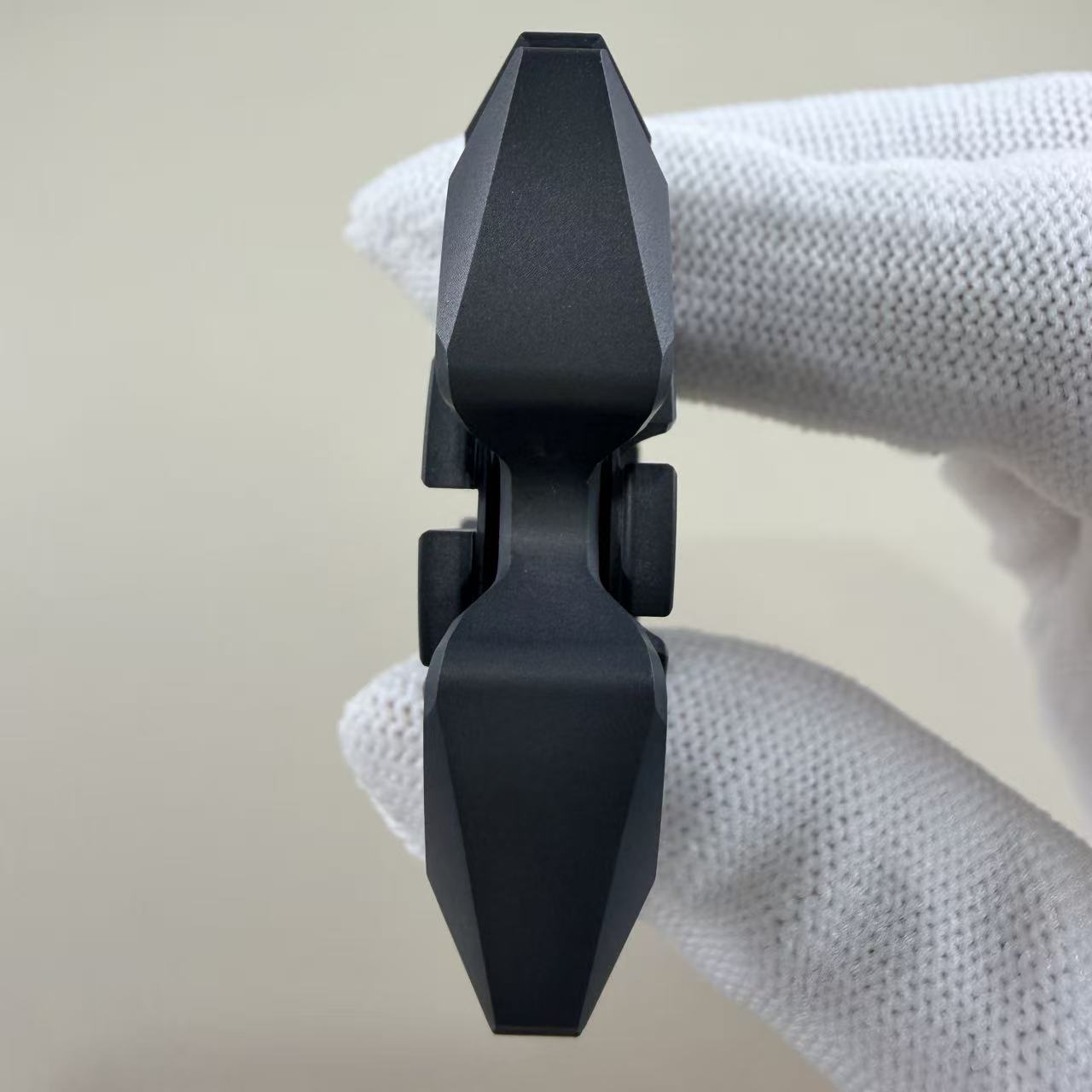 Scorpio Bearing Cap Zirconium