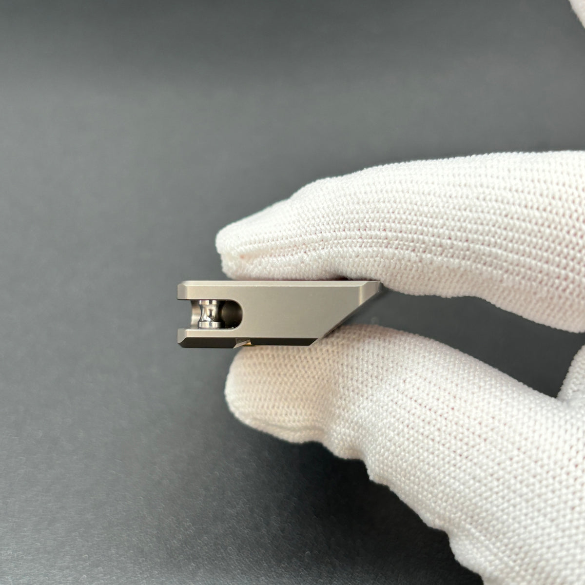 Quirky Ruler Titanium