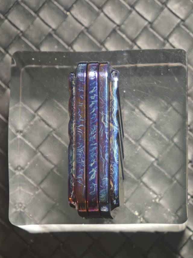 Lucky Candy Titanium