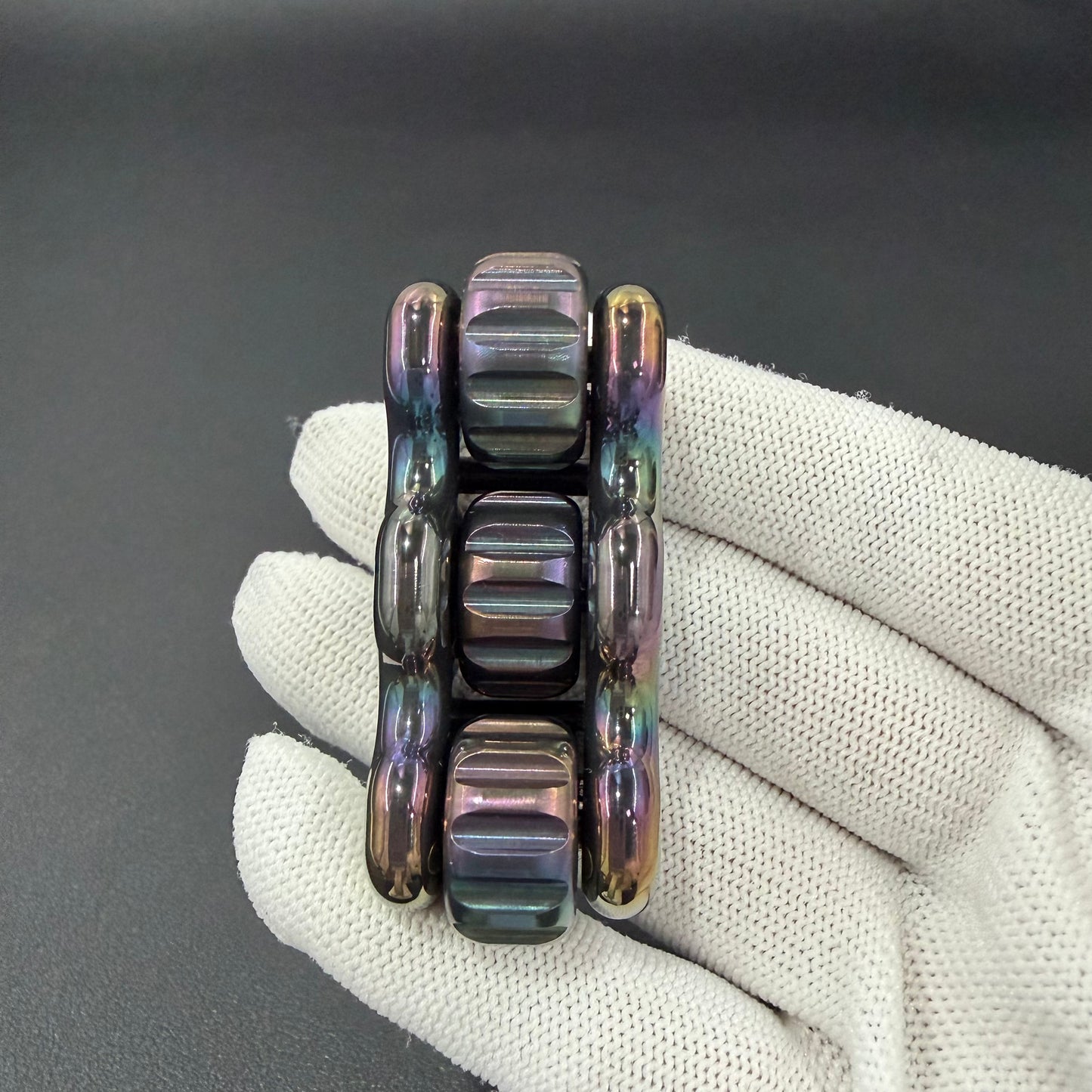 Gallop Zirconium Oil Slick