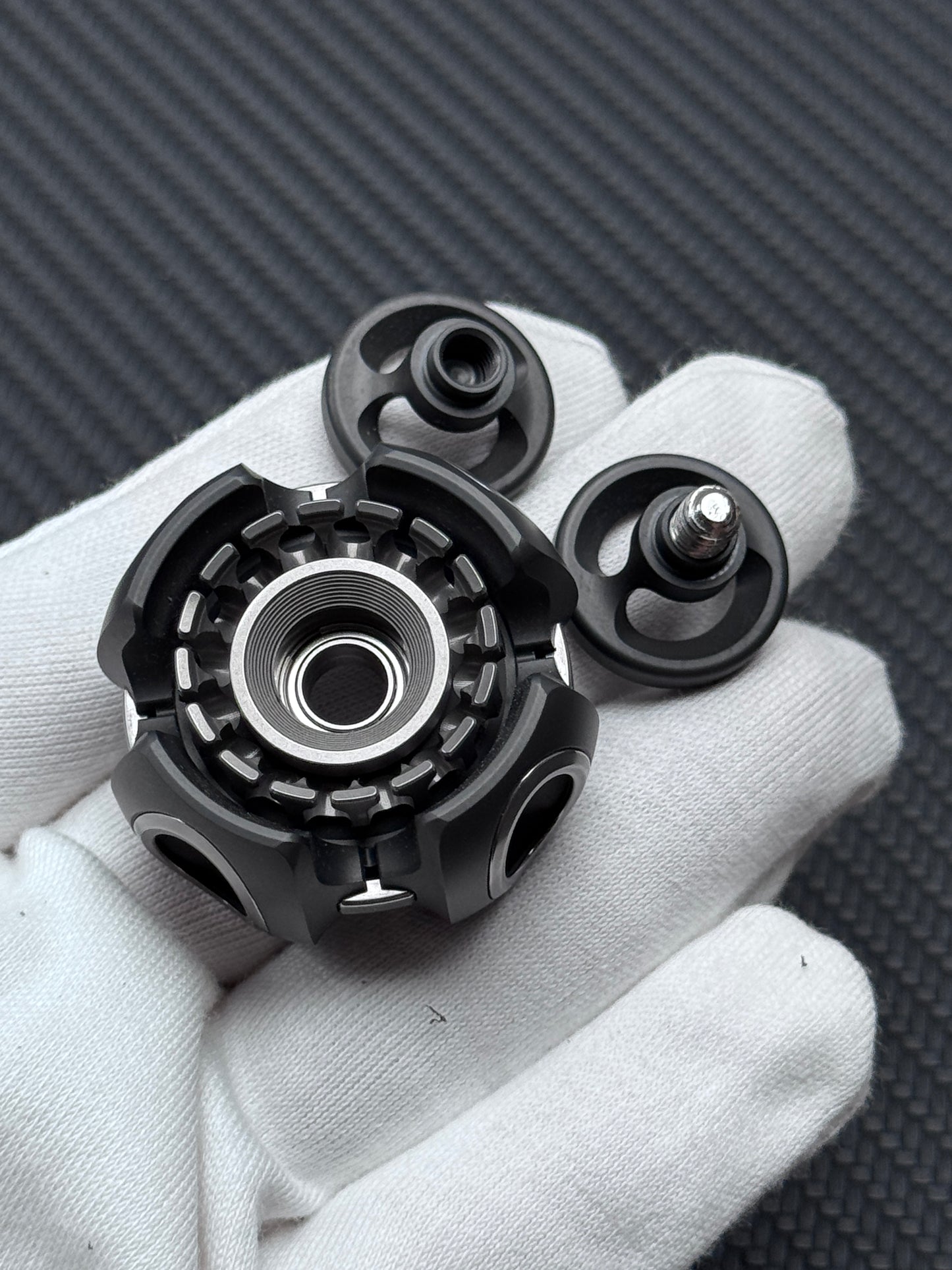 Noiz O Stainless Steel Zirconium