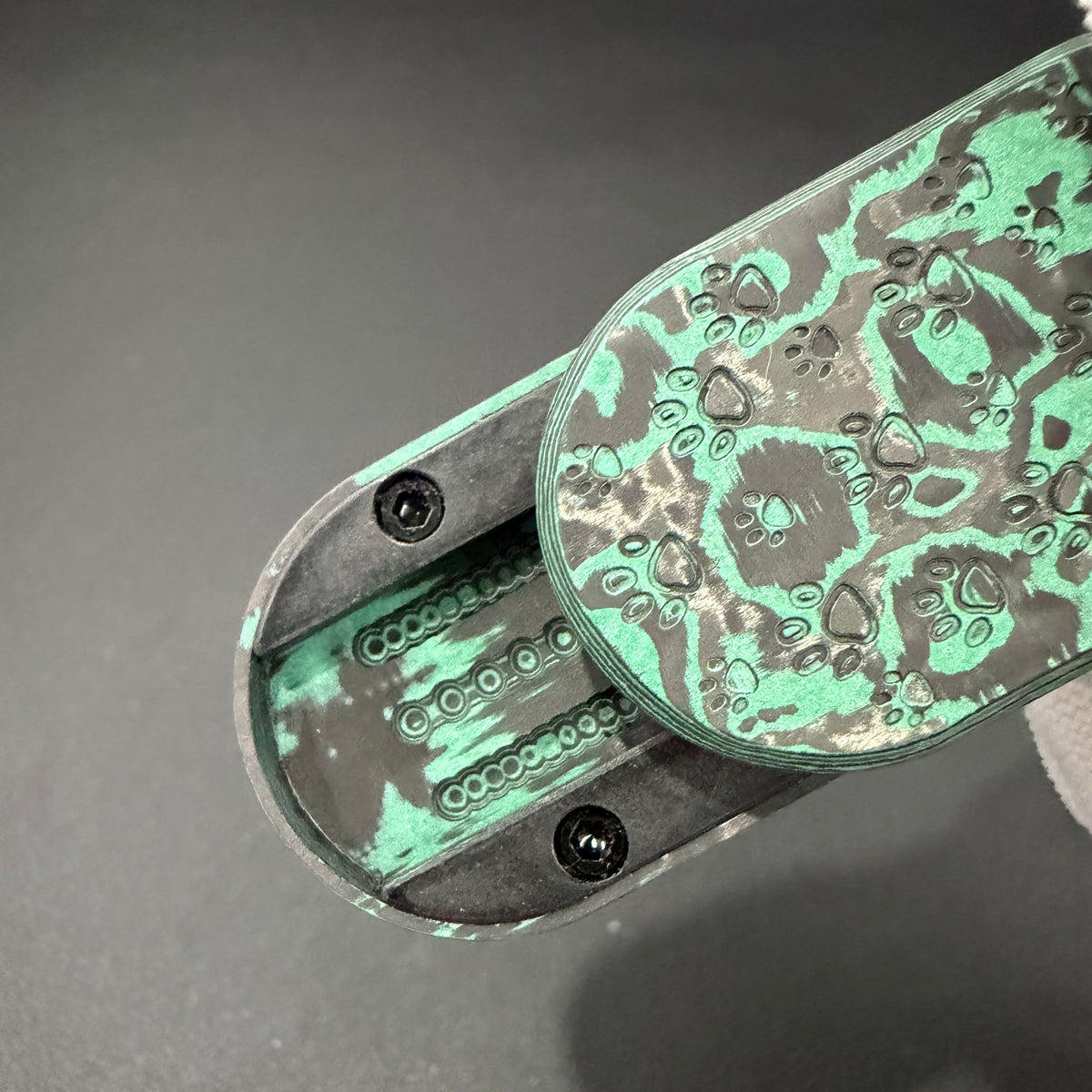 F2 Carbon Damascus